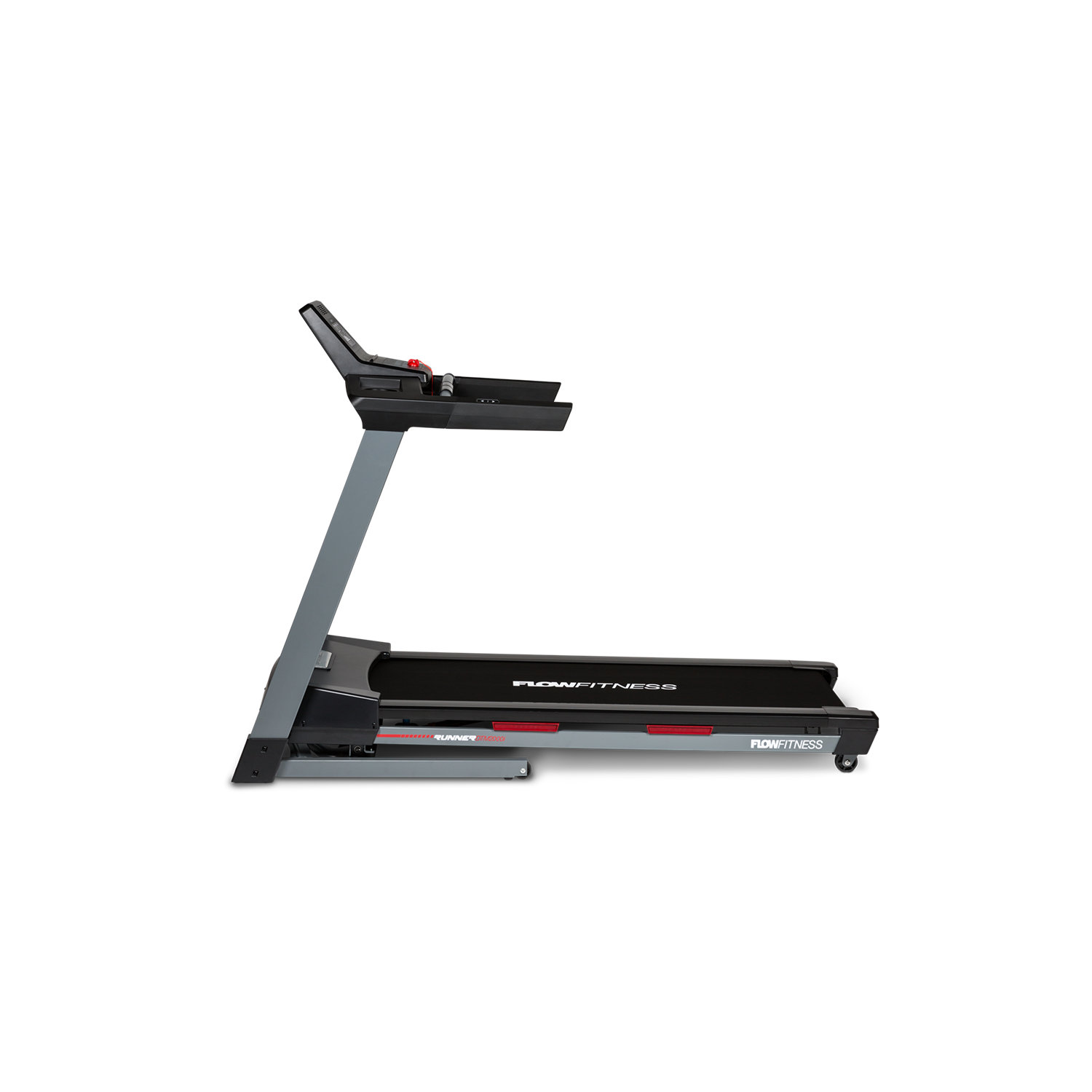 Ein Laufband wird gezeigt. Es ist schwarz und grau mit roten Akzenten. Der Markenname "FLOW FITNESS" ist sichtbar.