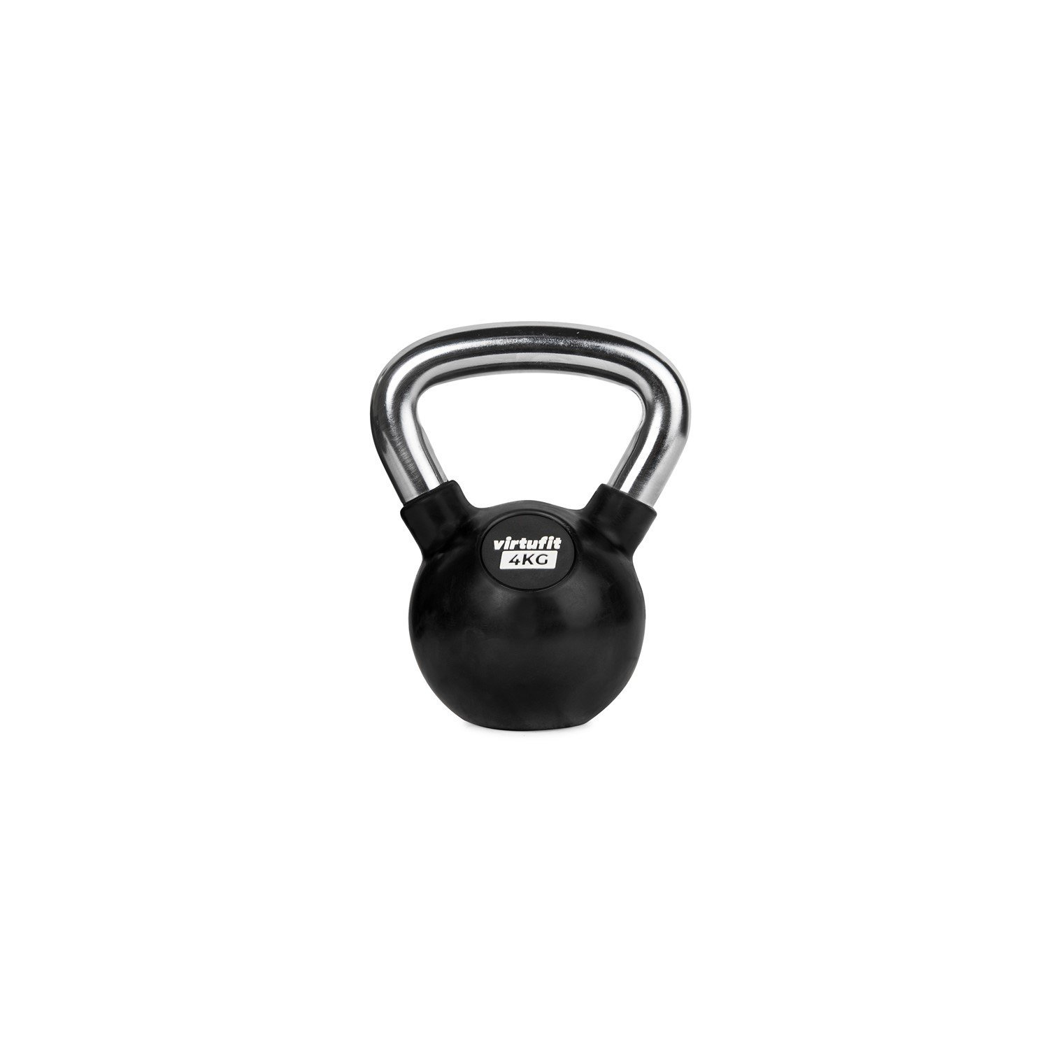 Eine schwarze Kettlebell mit silbernem Griff steht auf weißem Hintergrund. Die Kettlebell hat einen Aufkleber mit der Aufschrift 'virtufit 4KG'.