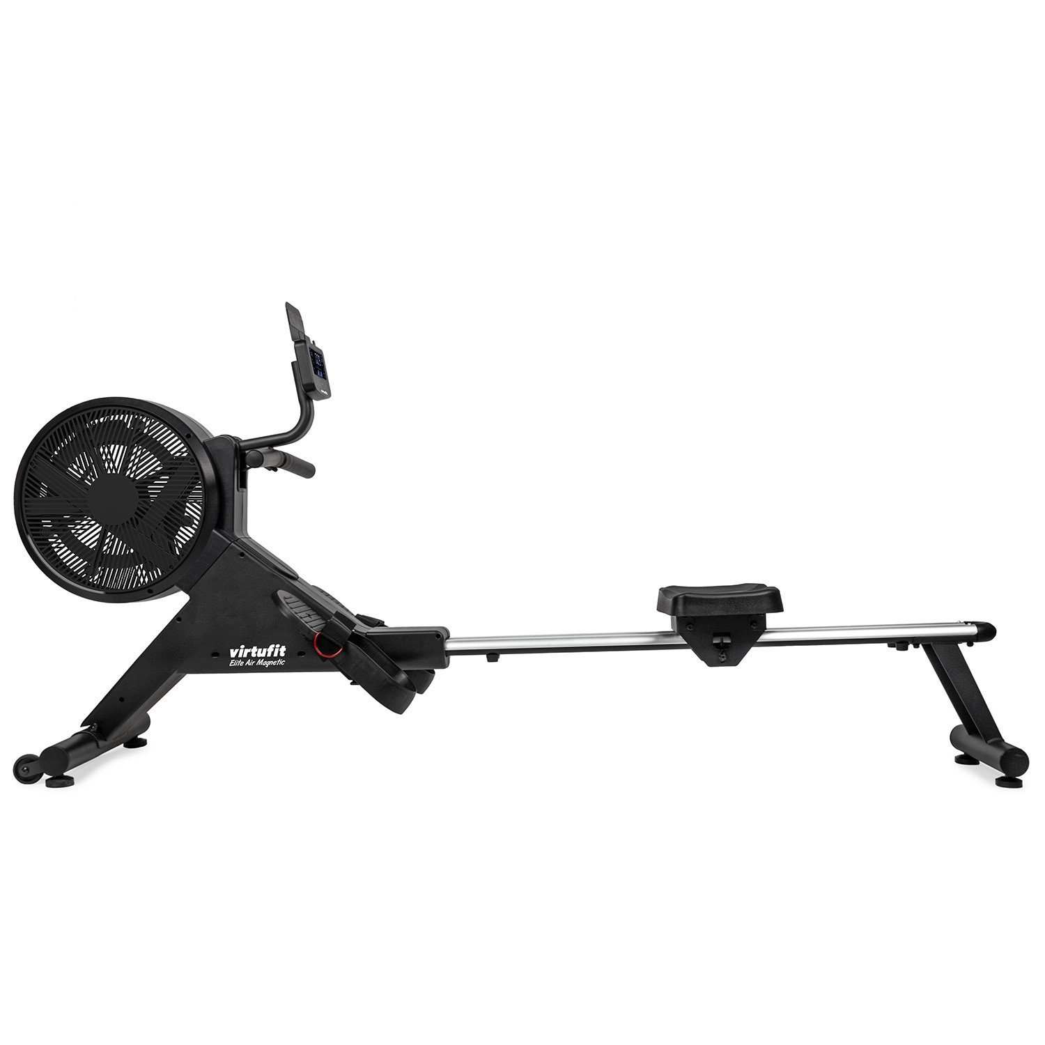 Eine schwarze Virtufit Rudermaschine. Sie hat einen Ventilator, einen Sitz und ein digitales Display. Der Hintergrund ist weiß.