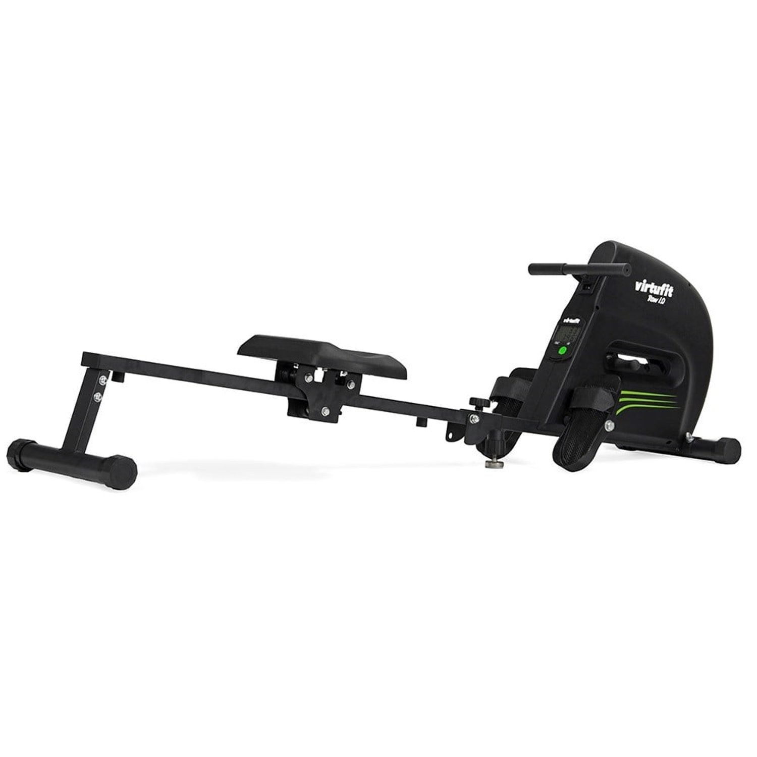 Una macchina da canottaggio VirtuFit Row 1.0. Nera con dettagli verdi. Dotata di sedile, poggiapiedi e display digitale. Isolato su sfondo bianco.