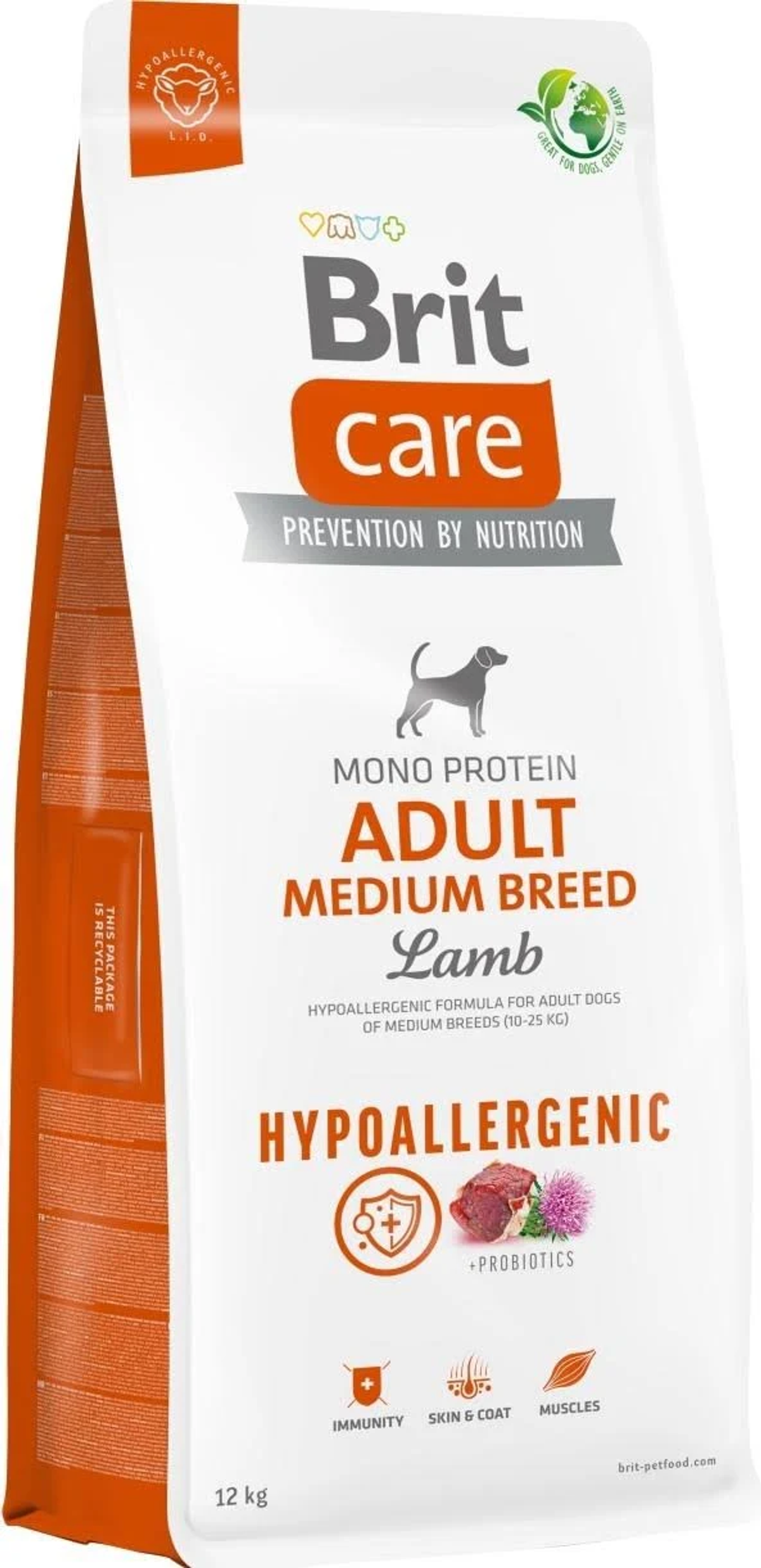 Biała torba karmy dla psów Brit Care. Napisano 'Adult Medium Breed Lamb' i 'Hypoallergenic'. Jest kilka ikon.