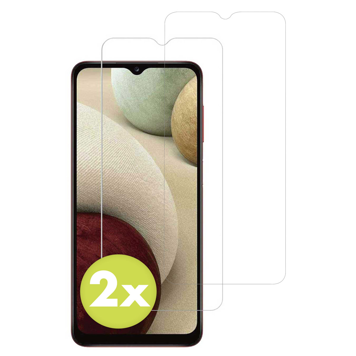 Un smartphone avec un protecteur d'écran. Une icône 2x verte et jaune est sur l'écran.