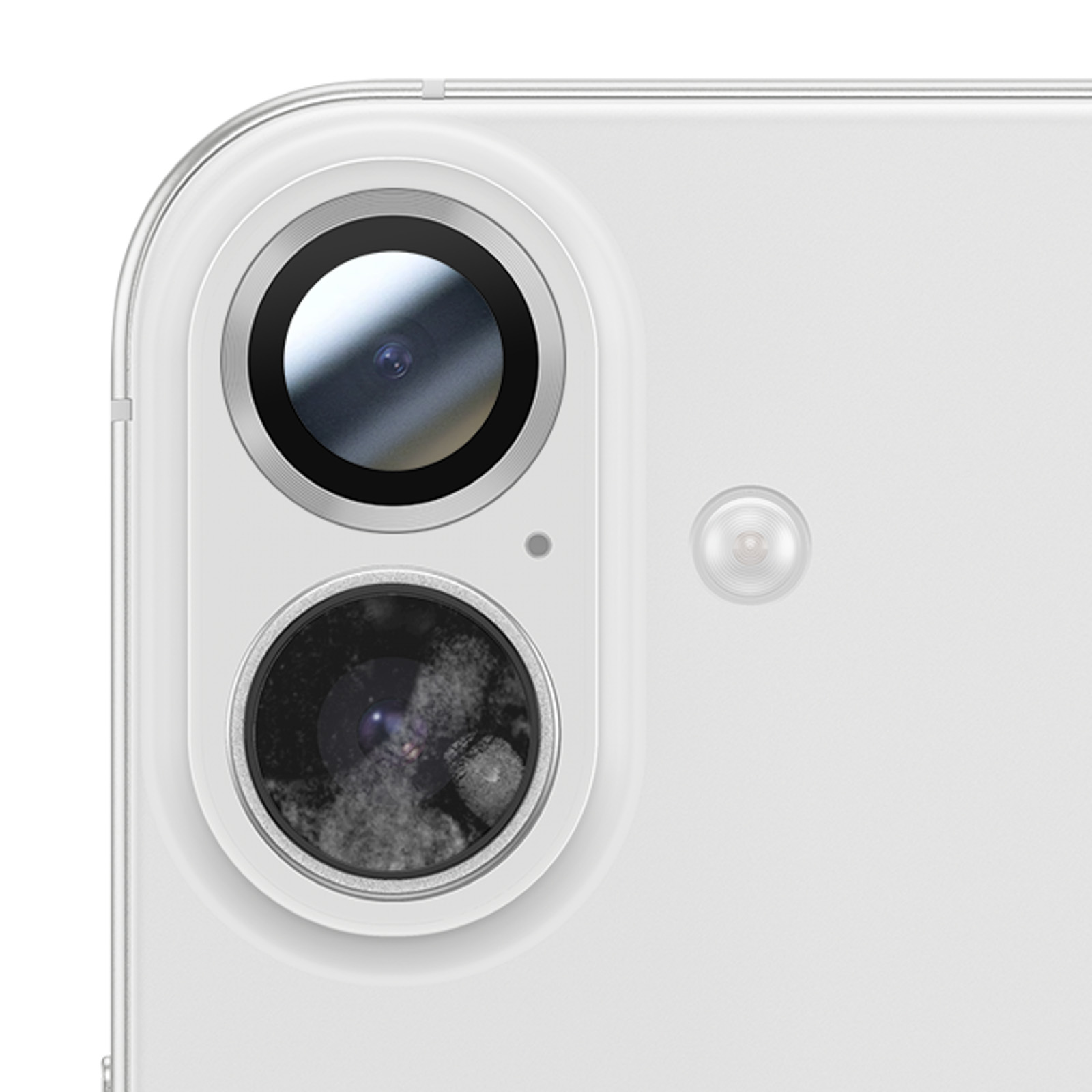 Close-up van een witte telefooncameramodule. Twee lenzen, een flitser en een kleine stip zijn zichtbaar.