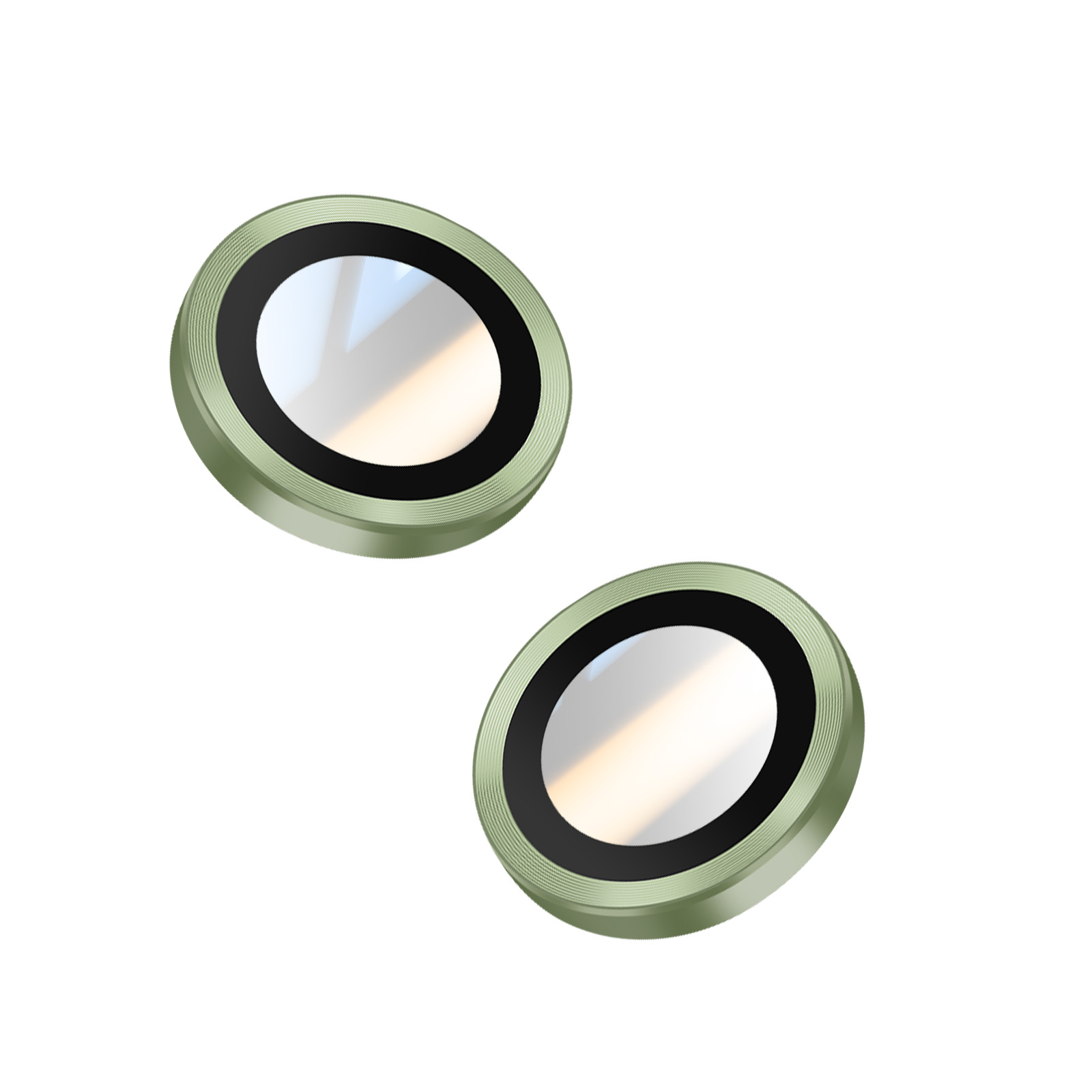Twee groene cameralenzen met zwarte en zilveren details, geïsoleerd op witte achtergrond. Reflecties zichtbaar op het glas.