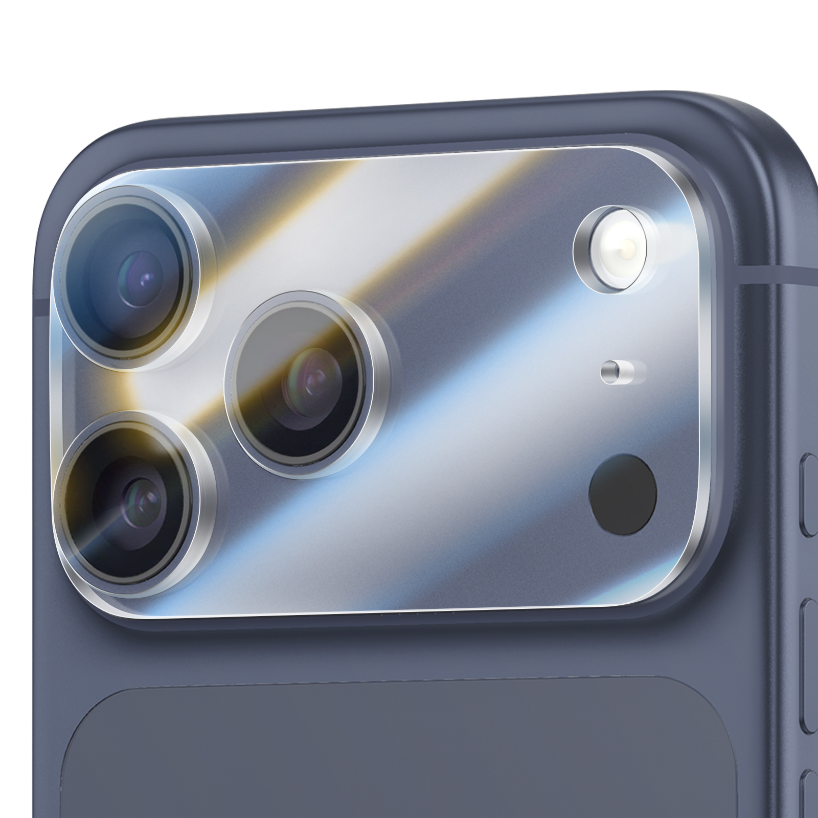 Close-up van de camera-array van een telefoon. Drie lenzen, een flitser en een zwarte stip zijn zichtbaar. De telefoon is blauw.