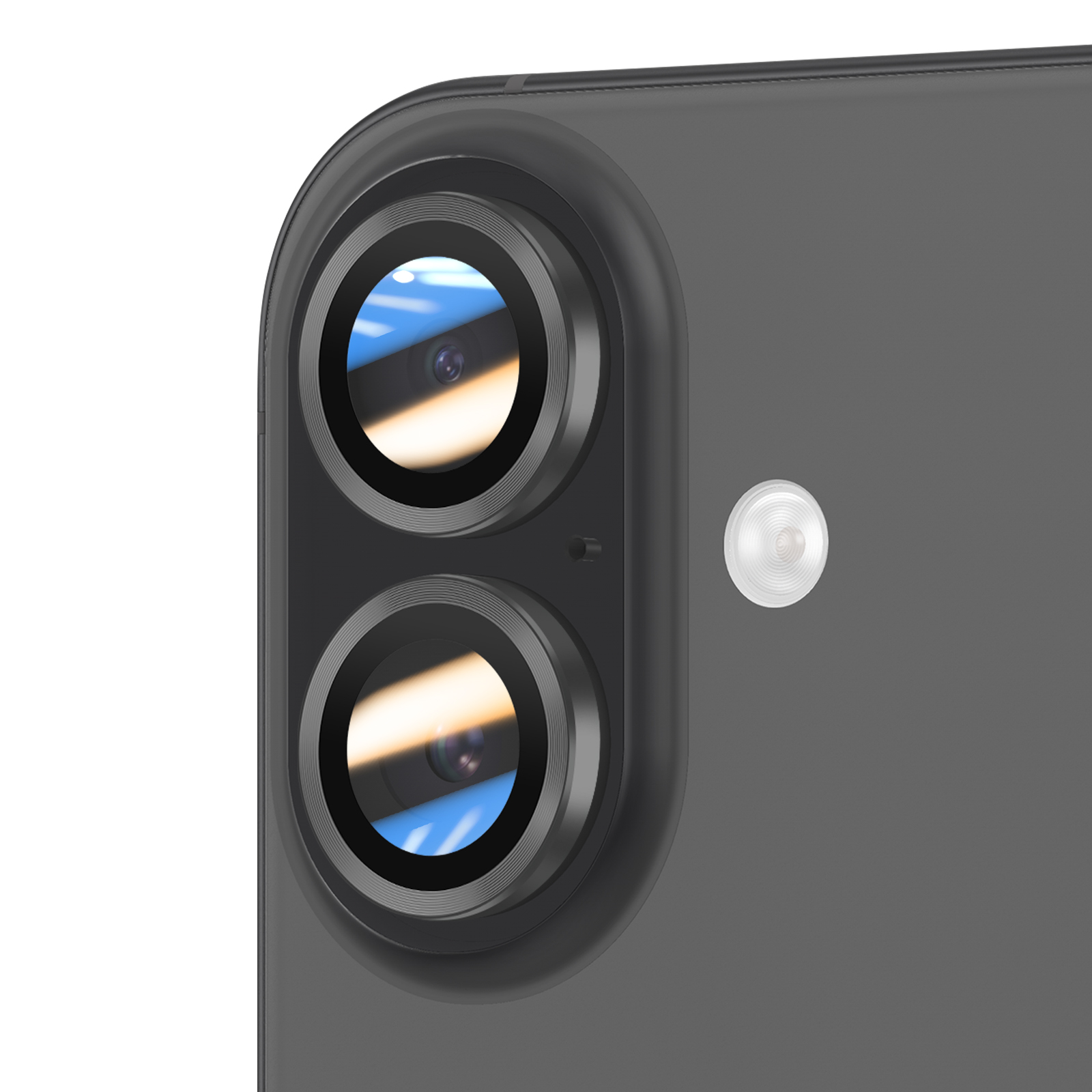 Close-up van een smartphone-cameramodule. Twee lenzen en een flitser zijn zichtbaar op een grijs oppervlak.