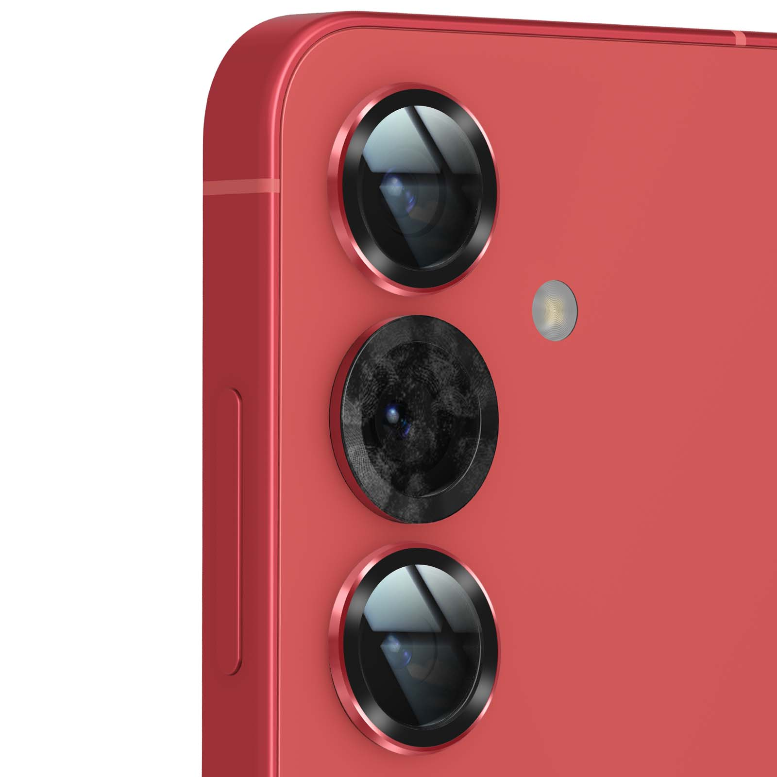 Gros plan d'un dos de smartphone rouge avec trois lentilles et un flash.