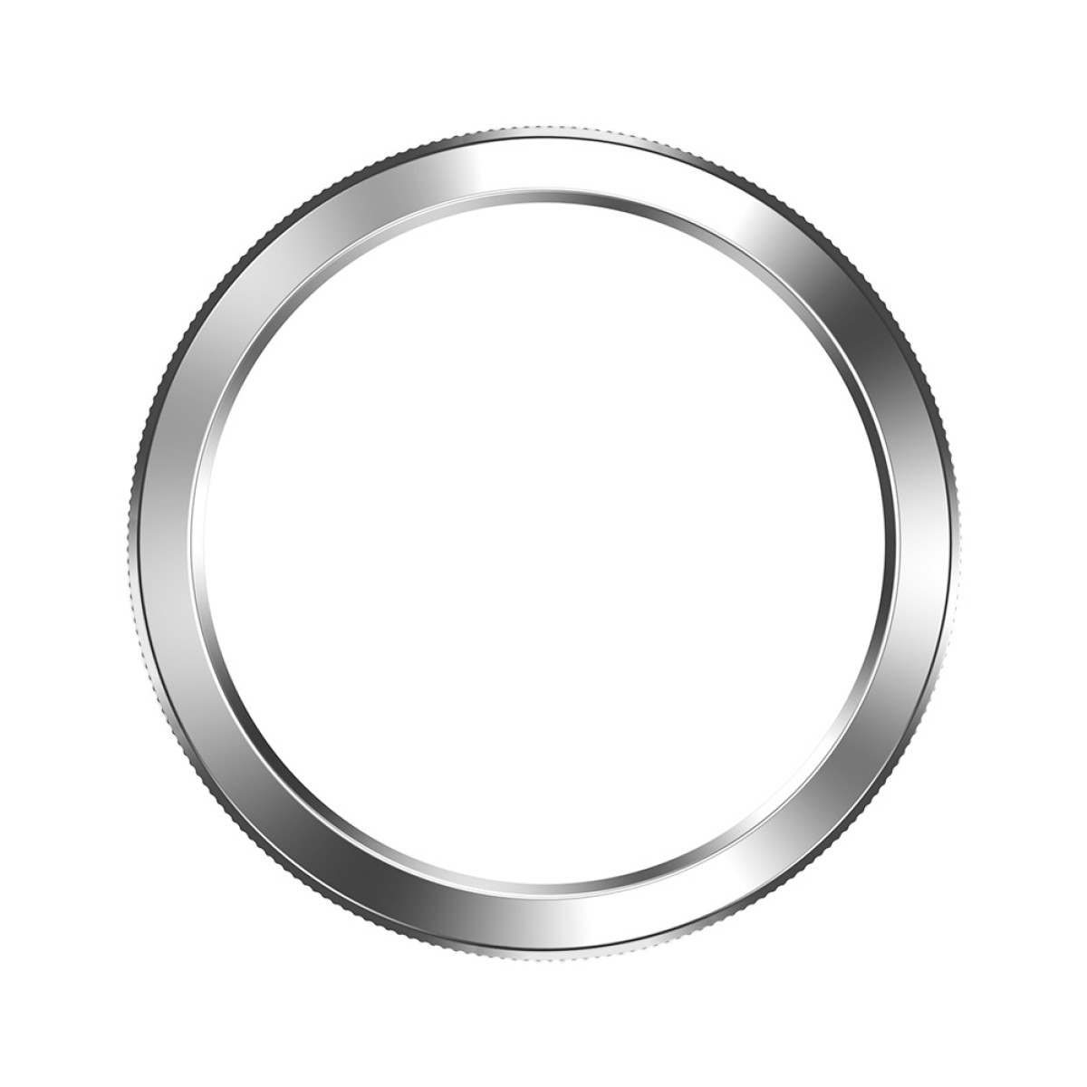 Primo piano di un anello d'argento con bordo esterno strutturato e superficie interna liscia su sfondo bianco.