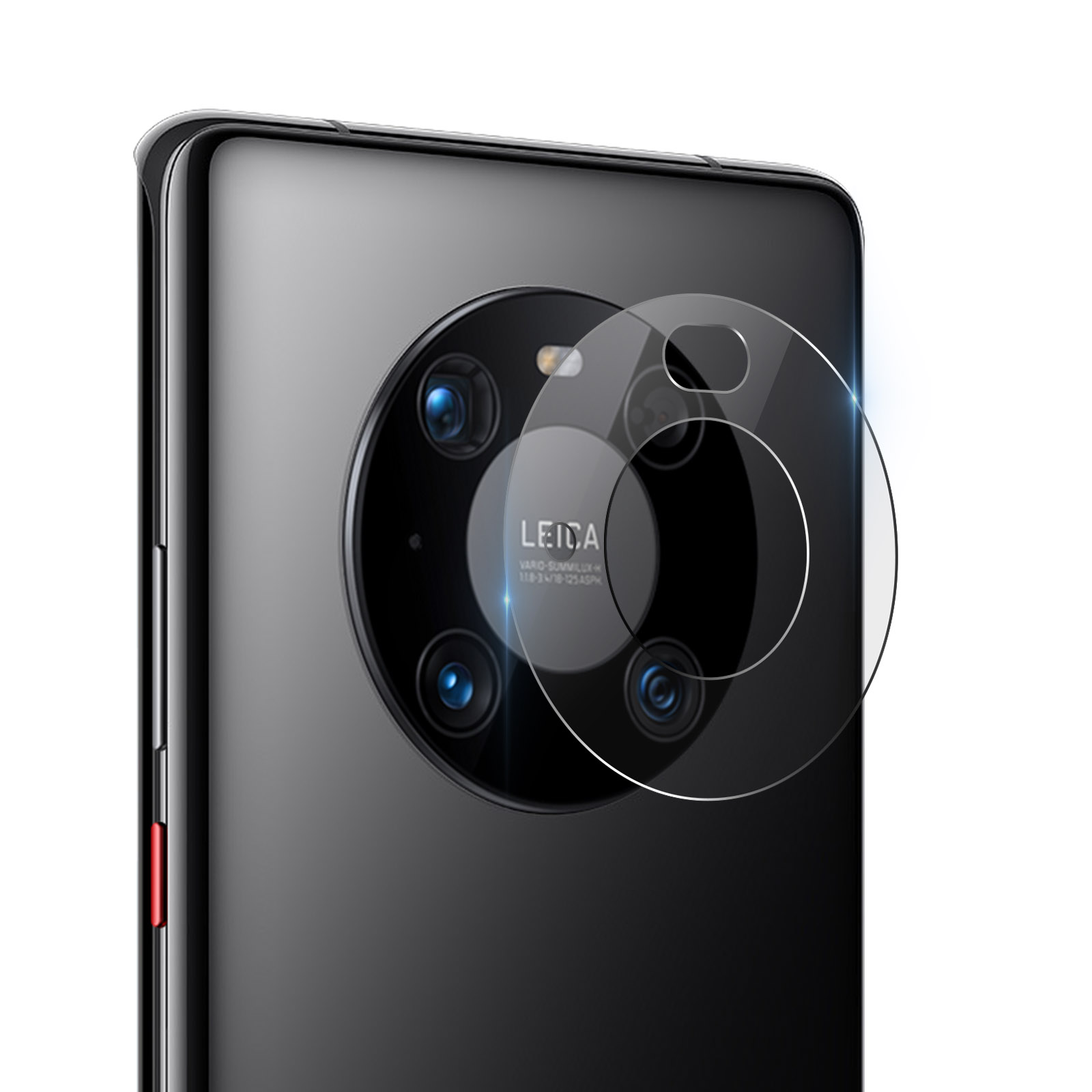 Primo piano di un telefono. Il telefono ha un retro nero con più obiettivi della fotocamera e una protezione per lo schermo trasparente.