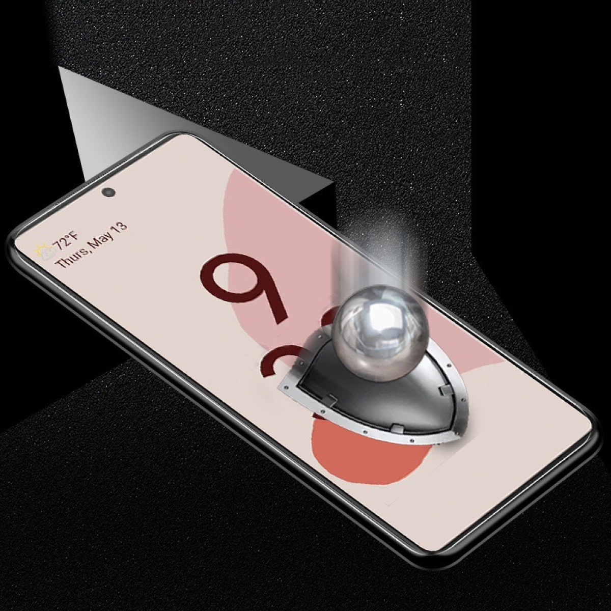 Un telefono che mostra un 9 e uno scudo con una sfera cromata. Lo sfondo è nero con un effetto sfumato.
