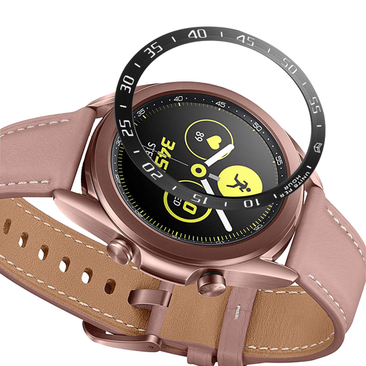 Uno smartwatch oro rosa con schermo nero che mostra dati. Una lunetta nera circonda il quadrante. L'orologio ha un cinturino in pelle rosa.