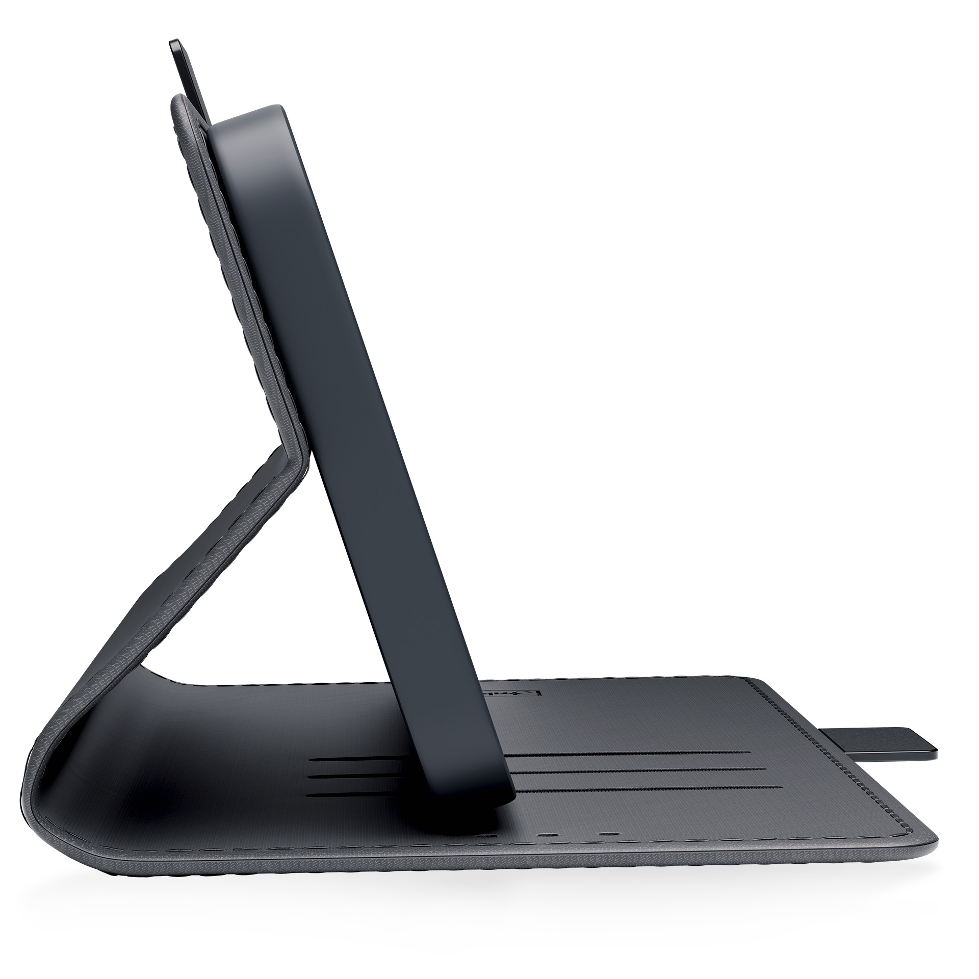 Ciemnoszare etui na tablet, otwarte i pod kątem. Etui ma teksturowaną powierzchnię i znajduje się na białym tle.