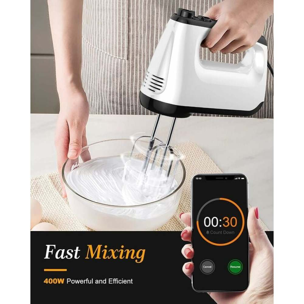 Ein Handmixer rührt in einer Glasschüssel. Ein Telefon zeigt einen Timer. Der Text lautet 'Schnelles Mischen'.