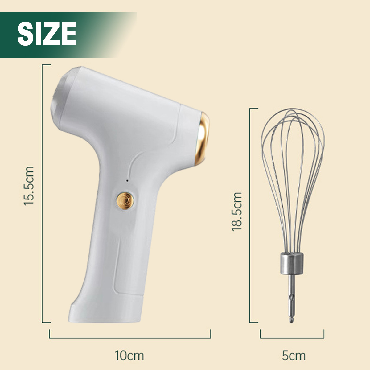 Ein weißer und goldener Handmixer und Schneebesen mit Größenangaben. Der Mixer ist 15,5 cm hoch und 10 cm breit. Der Schneebesen ist 18,5 cm hoch und 5 cm breit.