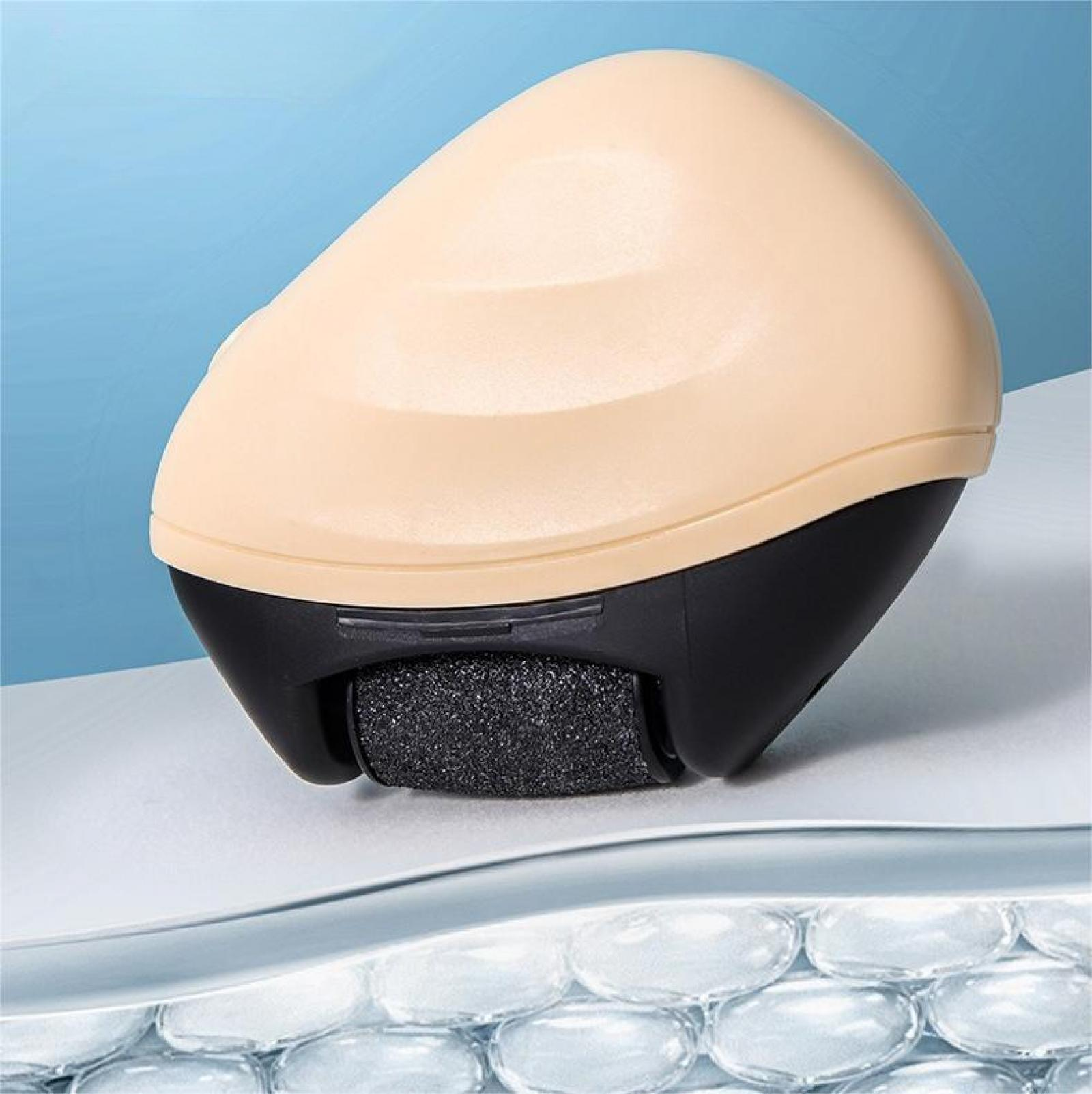Fußpflegegerät mit beigem Oberteil und schwarzem Sockel, rollt auf weißer Oberfläche. Blauer Hintergrund.