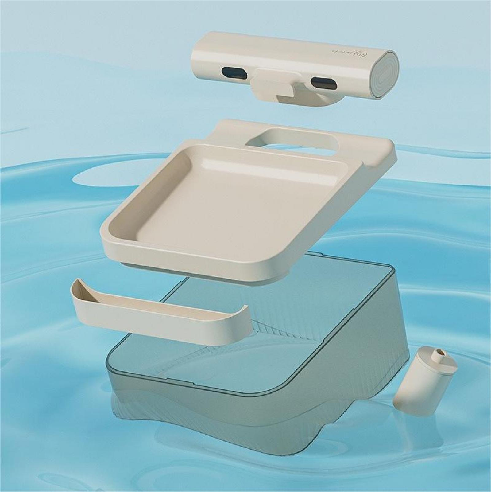 Zerlegte beige Kunststoffkomponenten einer Katzentoilette schweben in blauem Wasser. Enthält einen Deckel, eine Schale, einen Filter und eine Basis.