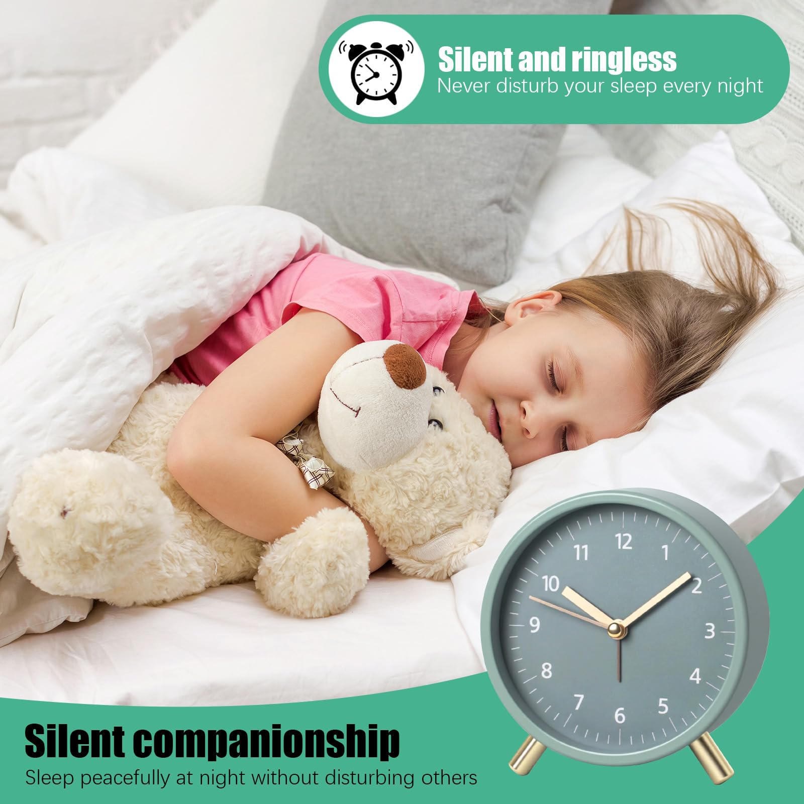 Ein Kind schläft mit einem Teddybär. Ein Wecker ist rechts. Text: Geräuschlos und klingellos, leise Kameradschaft.