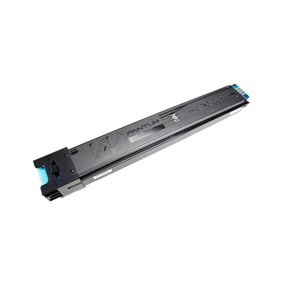 Una cartuccia toner nera Pantum. È nera e grigia con accenti blu. Il marchio è visibile sul prodotto.