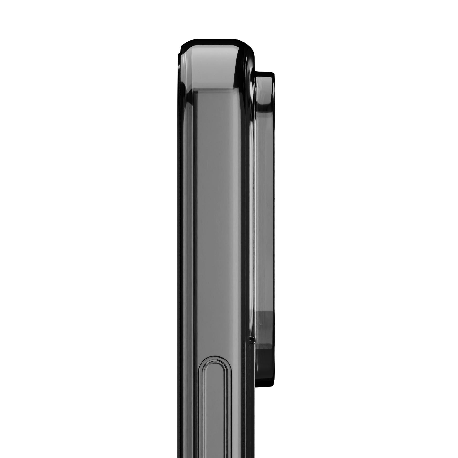 Zbliżenie przezroczystego etui na telefon, pokazujące profil boczny. Etui jest ciemne i błyszczące.