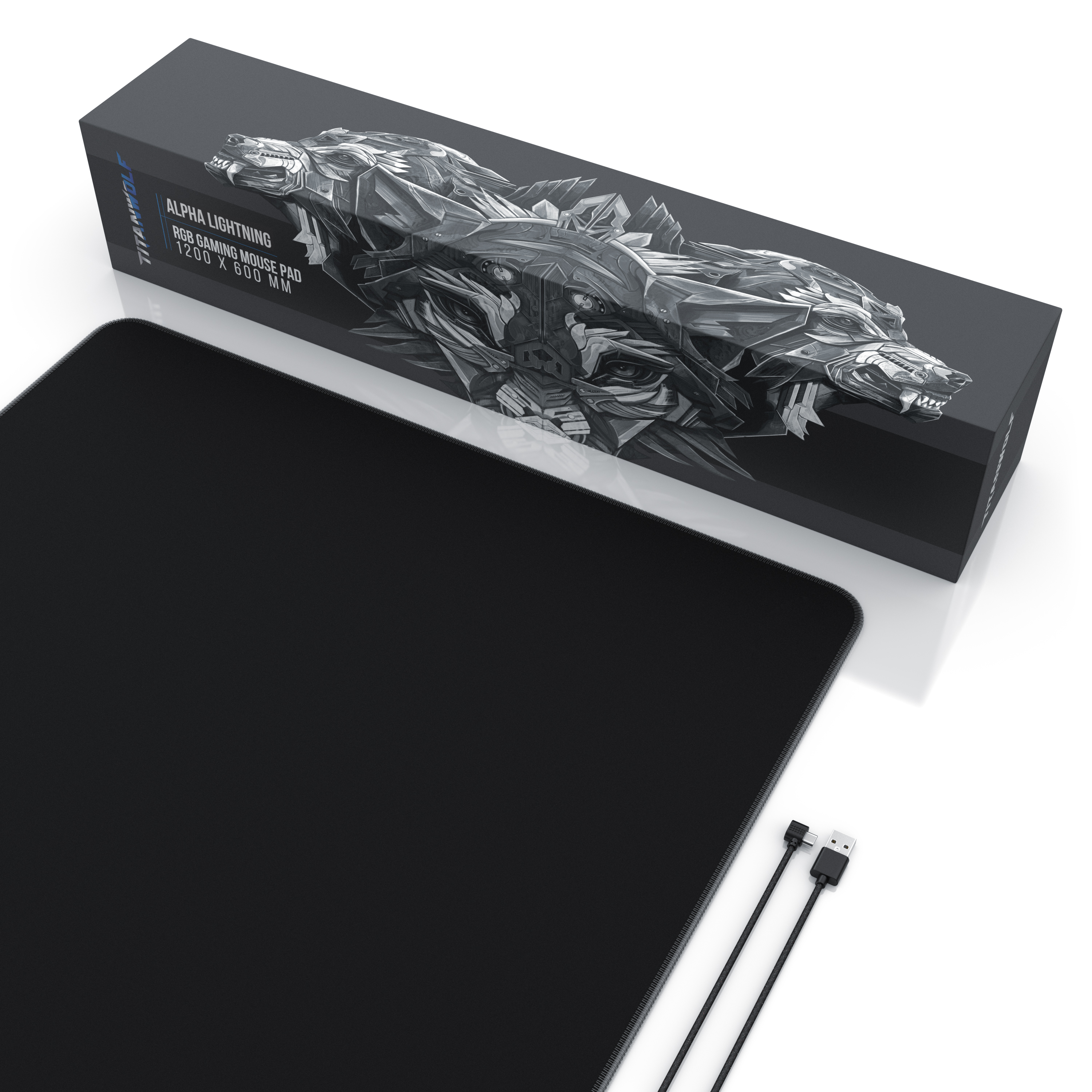 Ein schwarzes Mauspad mit einer schwarzen Box, die ein Wolfsdesign zeigt. USB-Kabel sind rechts.