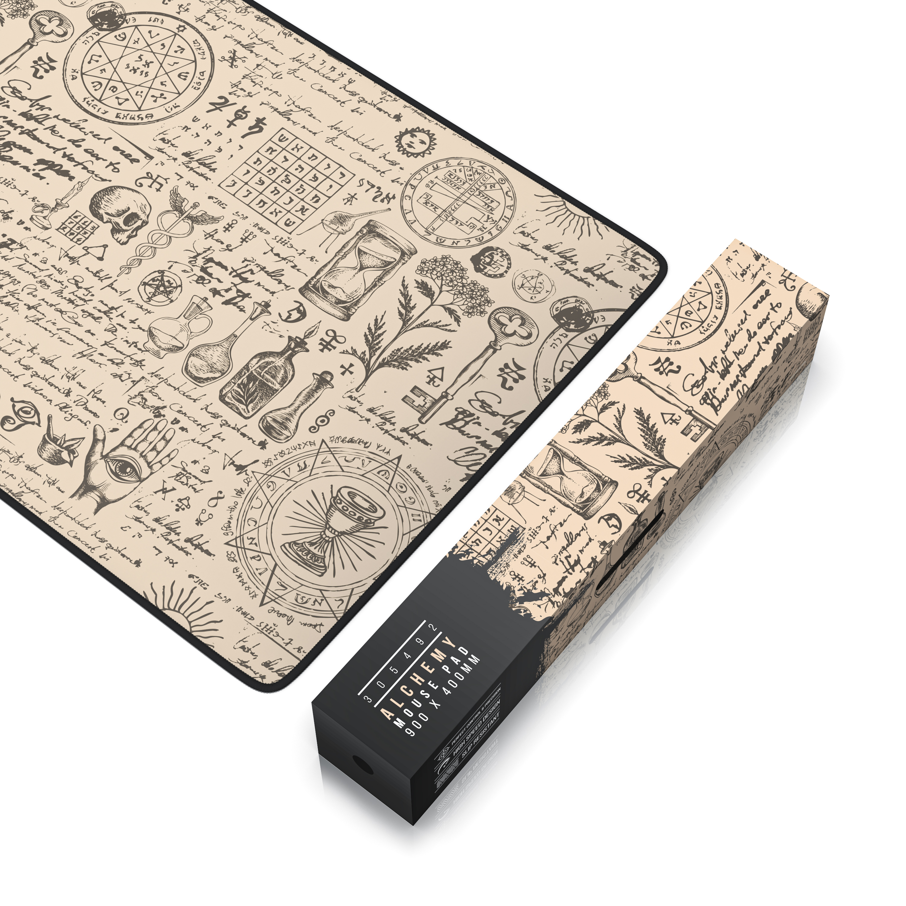 Mauspad mit alchemistischen Symbolen und einer Box, beide mit detaillierten Illustrationen und Text auf weißem Grund.
