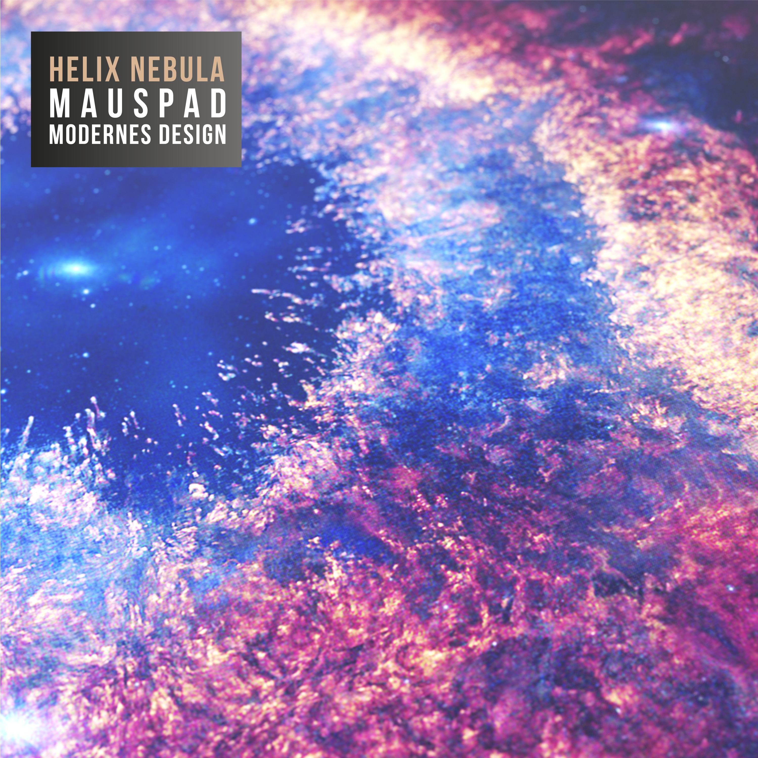 Ein kosmische Bild mit lila und blauen Farbtönen, das an einen Nebel erinnert. Text-Overlay: Helix Nebula Mauspad Modernes Design.