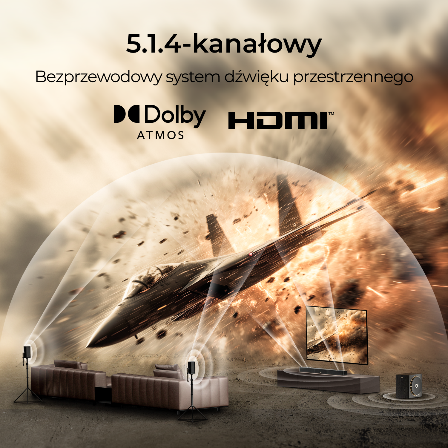 Myśliwiec F-16 przelatuje przez eksplozję. Telewizor, głośniki i sofa są na pierwszym planie, z logo Dolby Atmos i HDMI.
