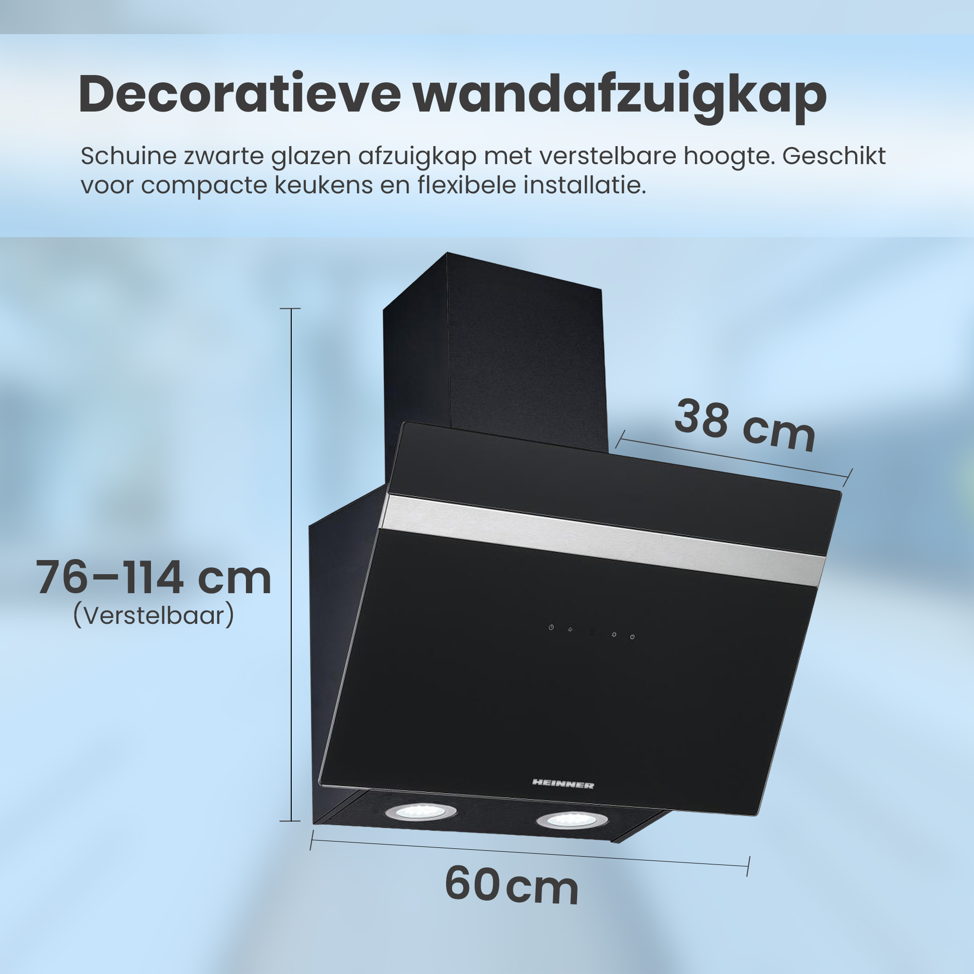 Schwarze, abgewinkelte Glas-Dunstabzugshaube. Abmessungen werden angezeigt. Sie hat eine verstellbare Höhe und ist für kleine Küchen geeignet.