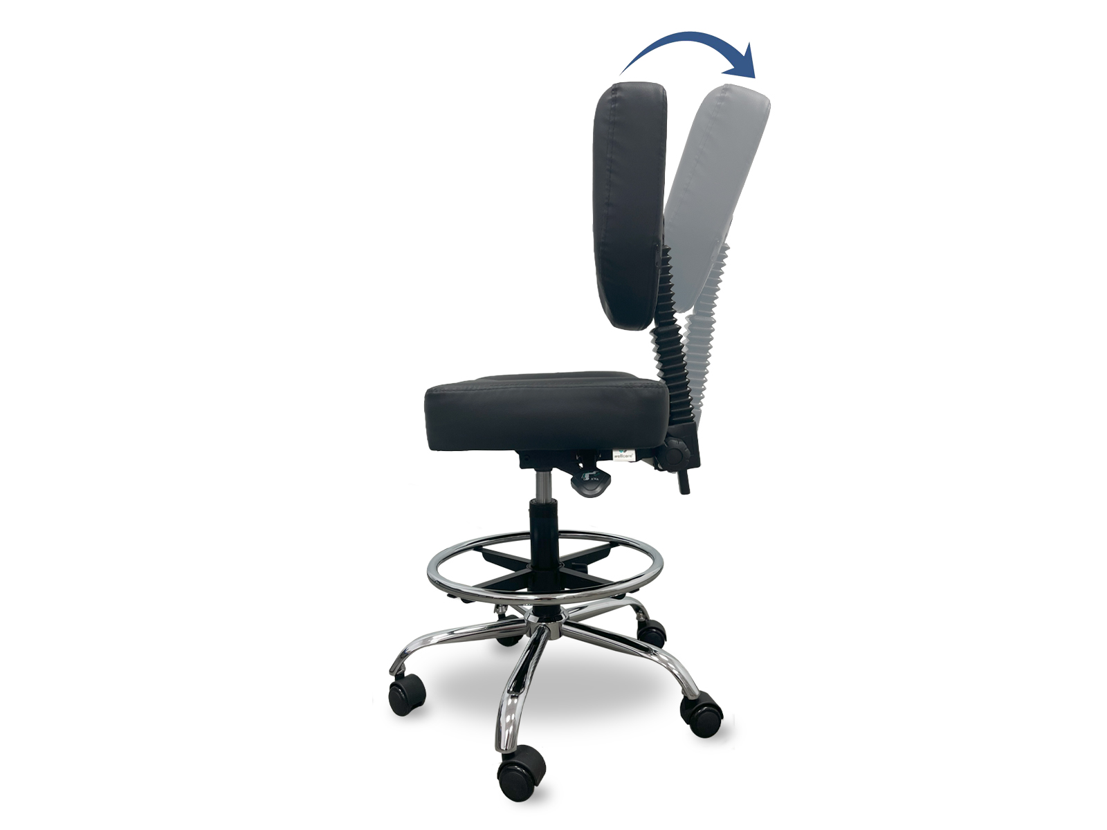 Silla de oficina negra con respaldo ajustable. Una flecha azul muestra el movimiento del respaldo.