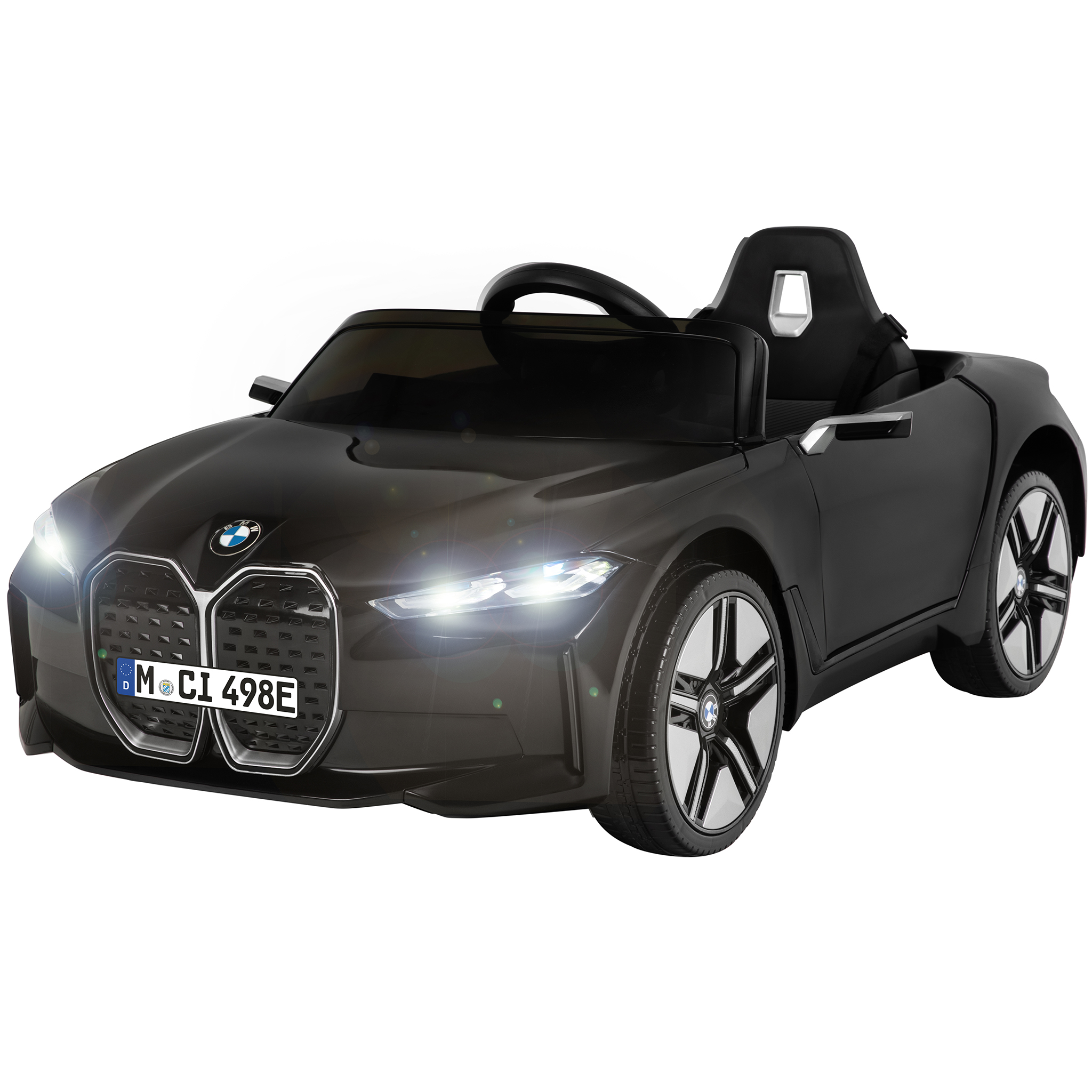 Ein schwarzes BMW-Spielzeugauto mit eingeschalteten Scheinwerfern auf weißem Hintergrund. Es hat ein Nummernschild und einen Einzelsitz.