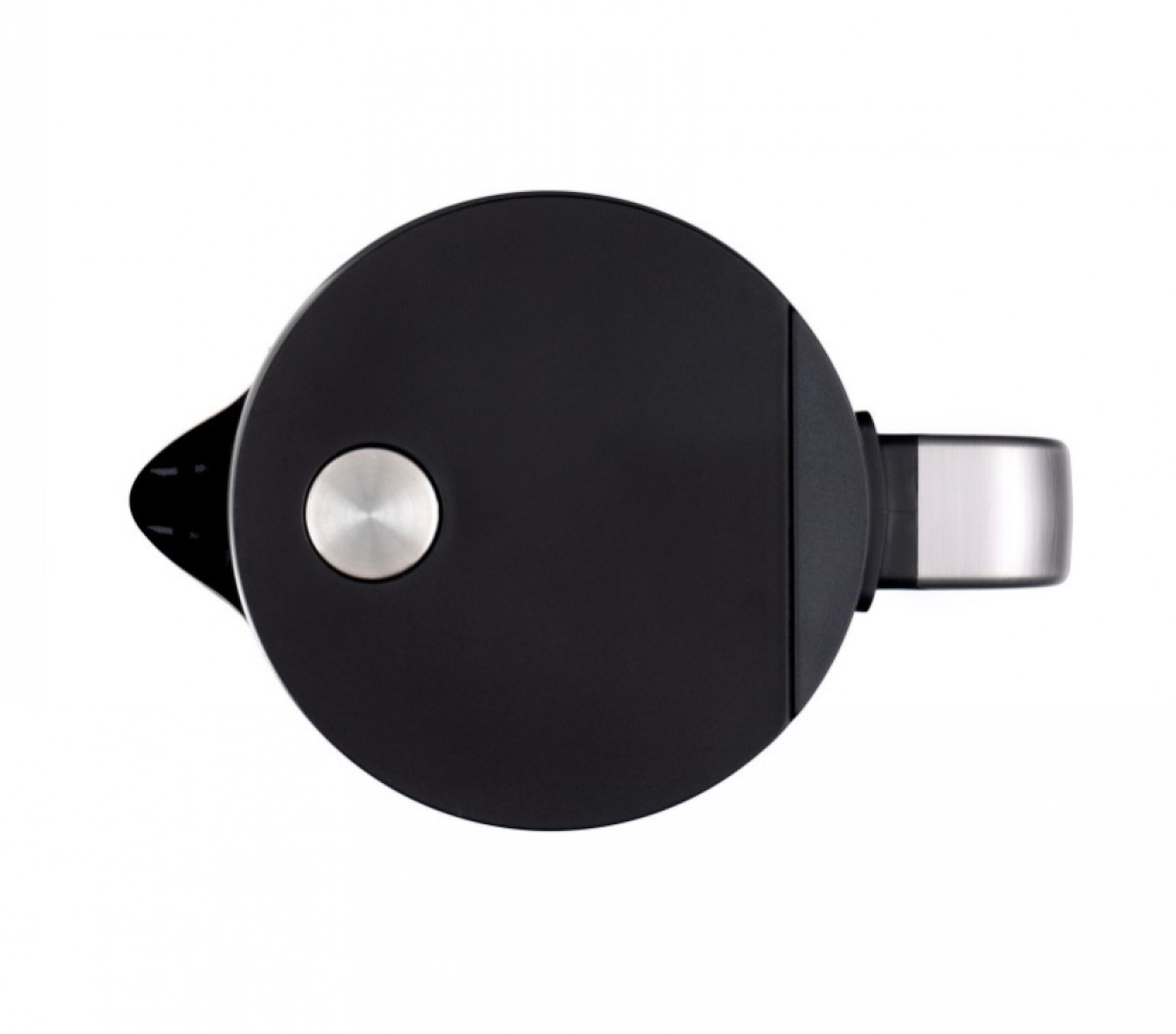 Widok z góry na czarny czajnik elektryczny ze srebrnym przyciskiem i uchwytem, ​​izolowany na białym tle.