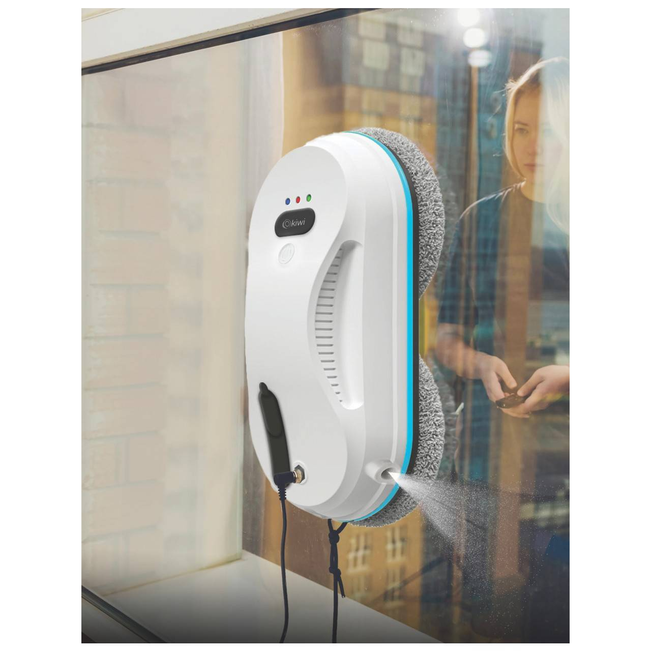 KIWI KWC-7130 Uzaktan Kumandalı Sıvı Püskürtmeli Cam Silme Robotu Beyaz
