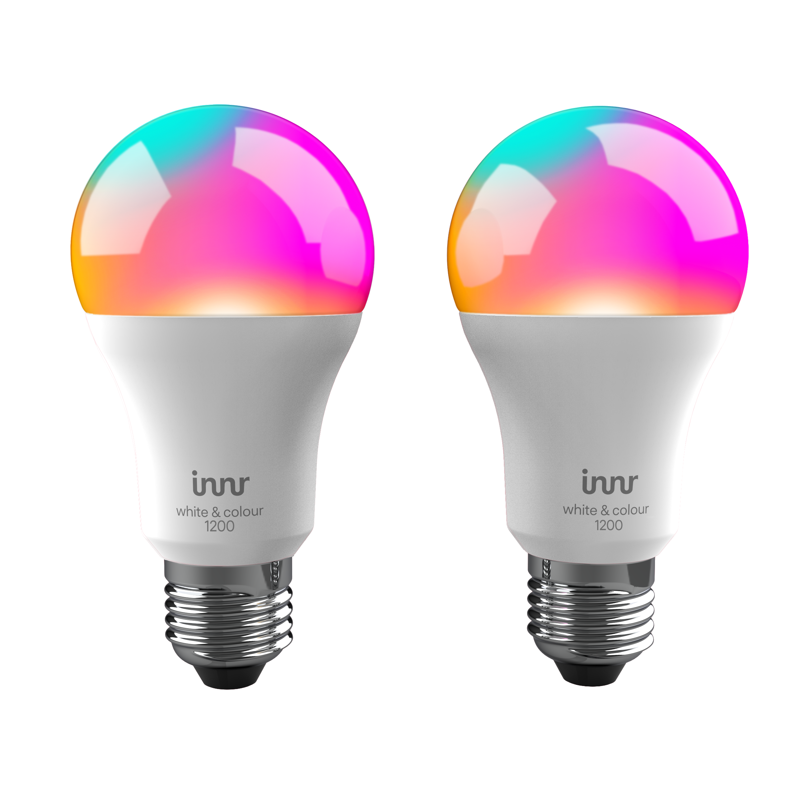 Zwei LED-Glühbirnen mit farbigen Oberteilen. Die Glühbirnen sind weiß mit silbernen Sockeln und die Marke innr ist sichtbar.