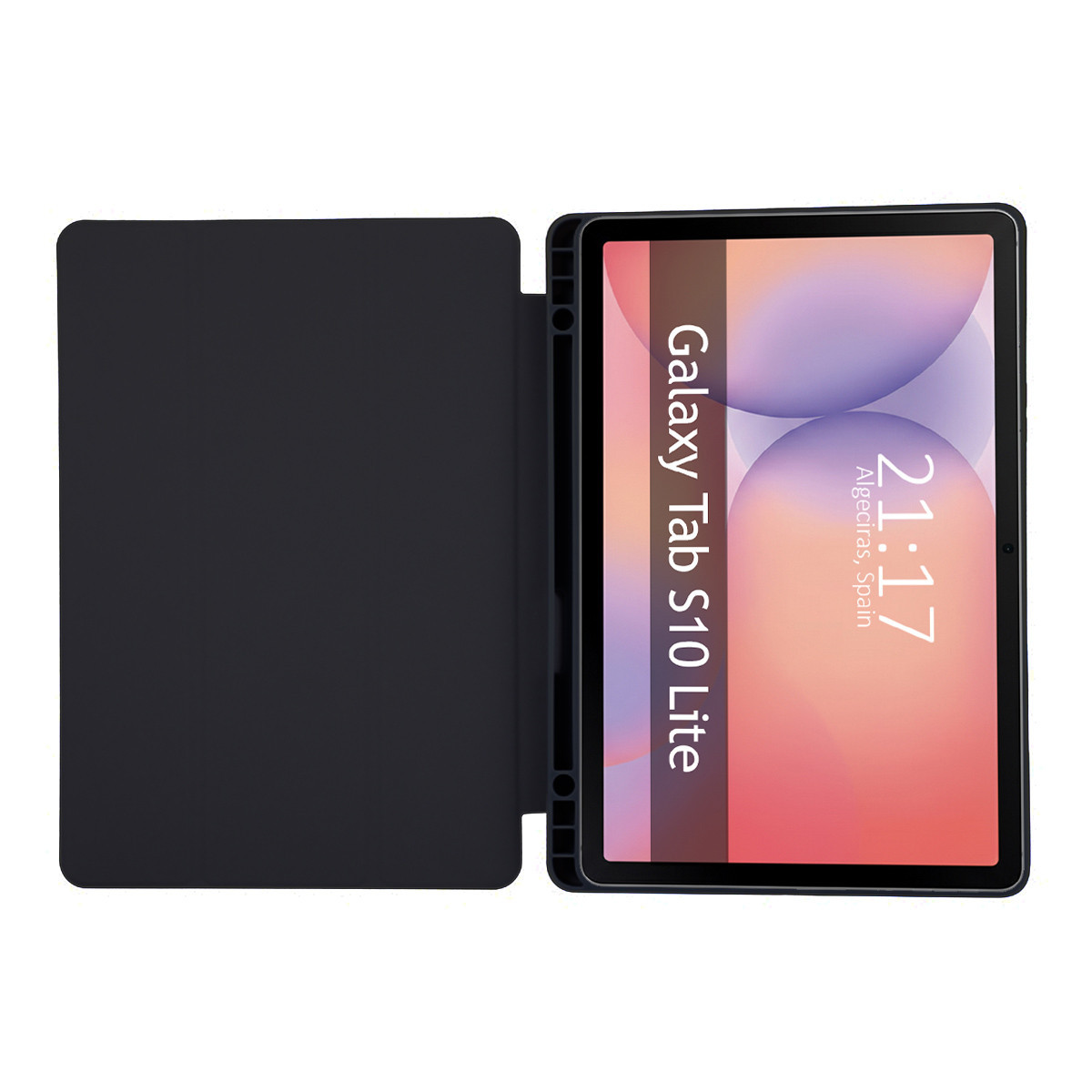 Un tablet con custodia aperta. Lo schermo mostra 'Galaxy Tab S10 Lite', ora e luogo. Custodia e tablet sono neri.