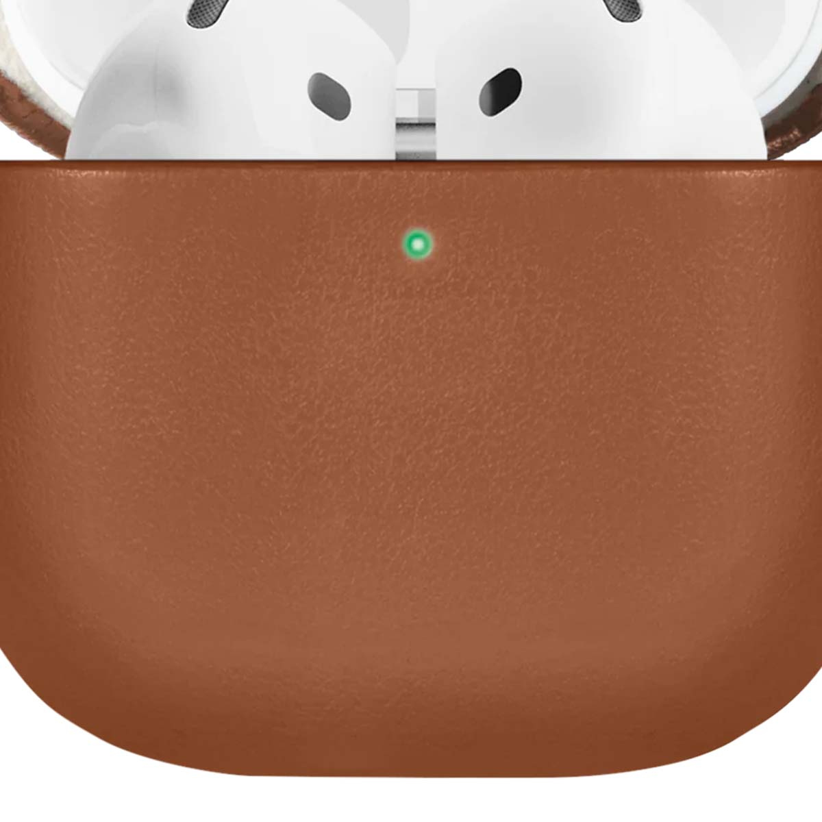 Una funda de cuero marrón con una luz verde y auriculares blancos en el fondo.