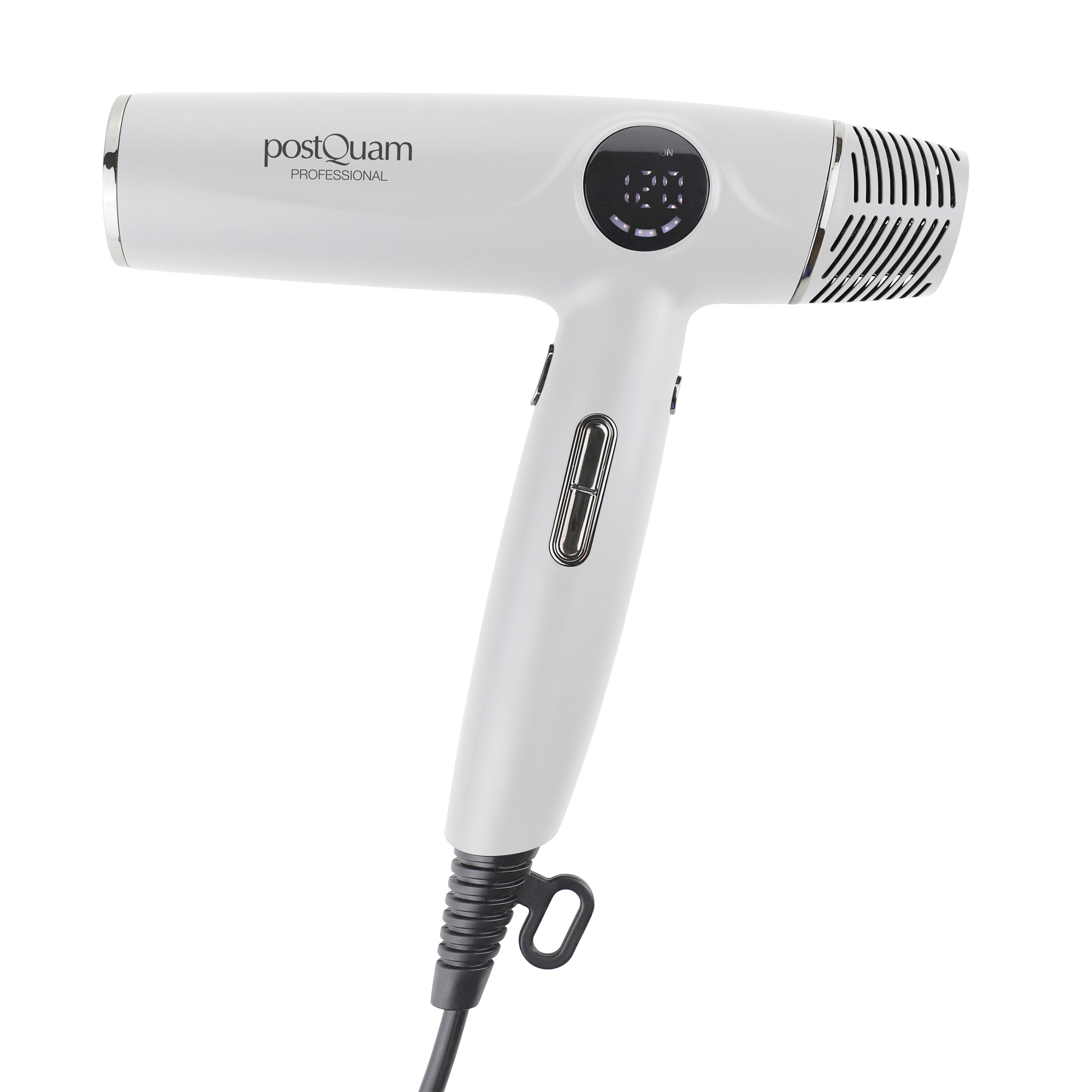 Biała suszarka do włosów PostQuam na białym tle. Ma cyfrowy wyświetlacz i czarny przewód.