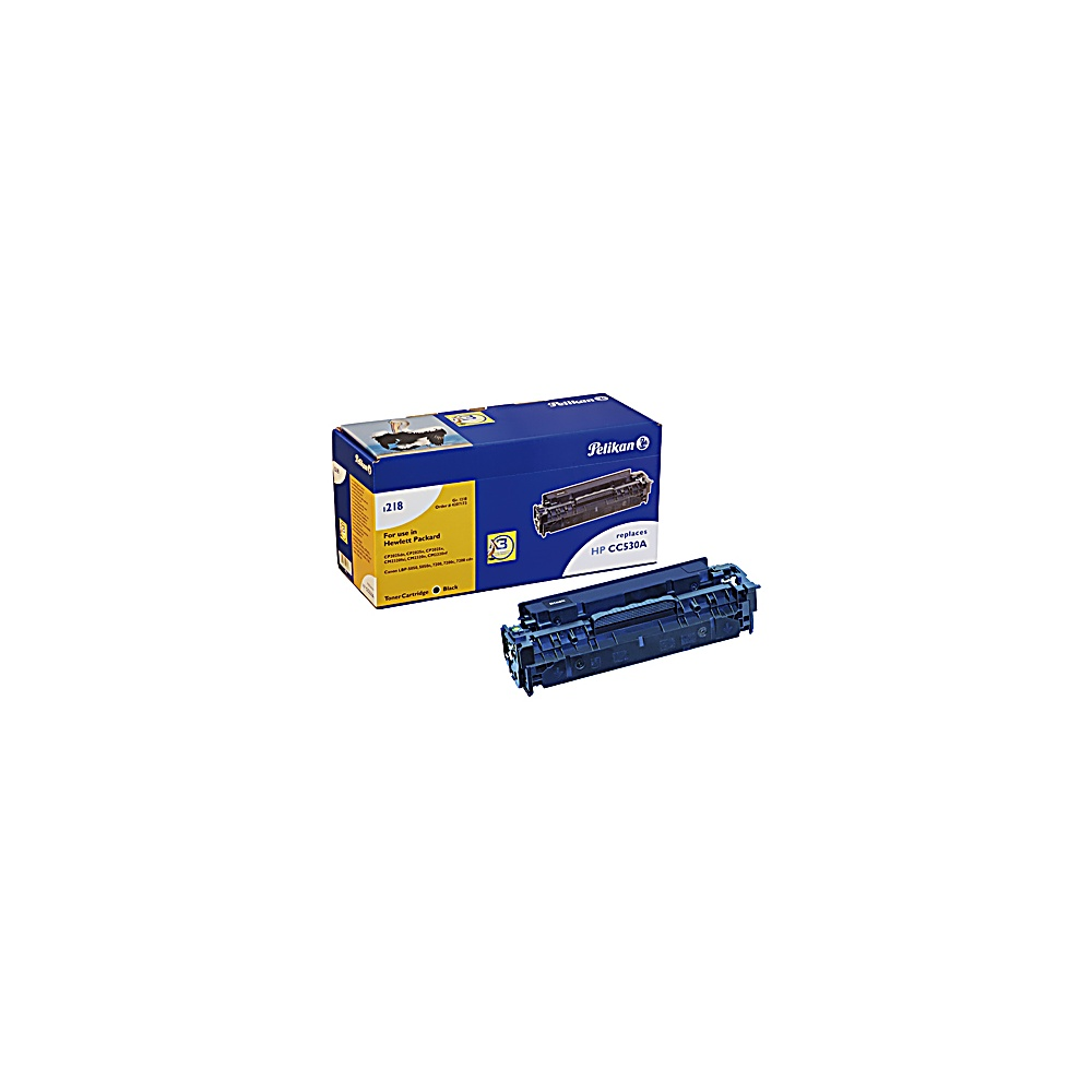 Una scatola di toner Pelikan blu e gialla e una cartuccia di toner nera su sfondo bianco.