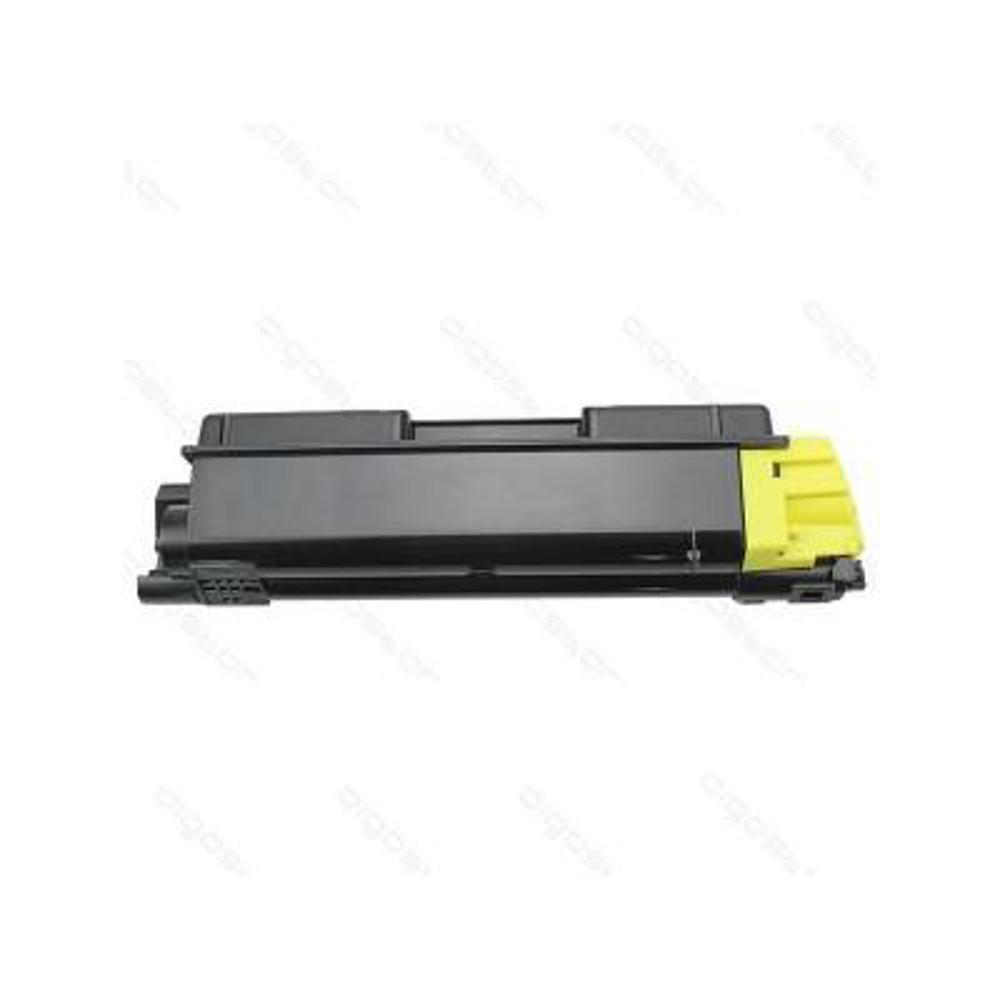 Una cartuccia toner nera e gialla su sfondo bianco.