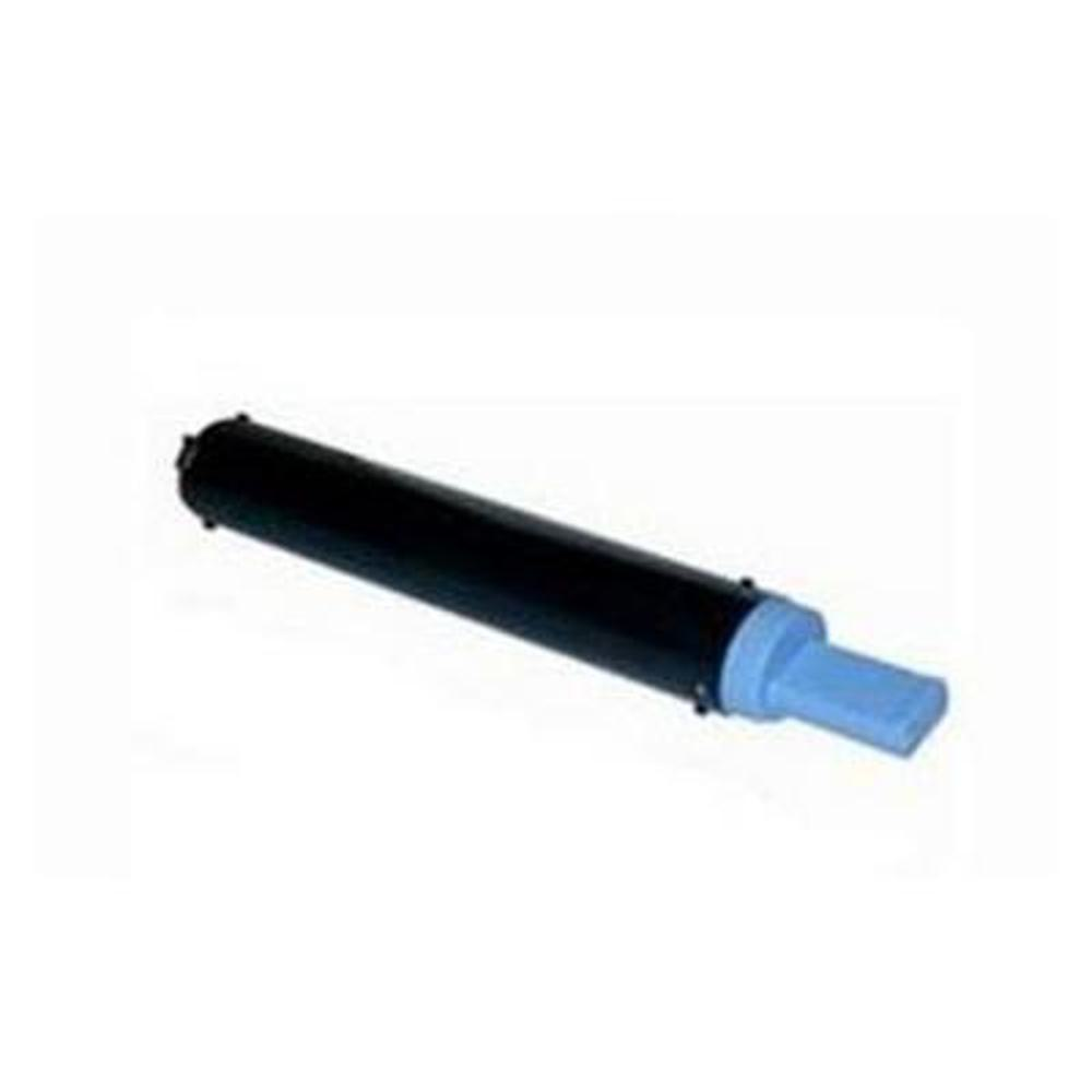 Un oggetto cilindrico nero con un'estremità blu su sfondo bianco. L'oggetto è angolato, con l'estremità blu a destra.