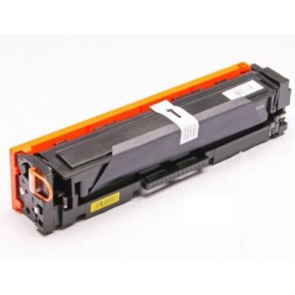 Una cartuccia di toner per stampante arancione e nera su sfondo bianco. Ha un'etichetta ed è angolata verso destra.