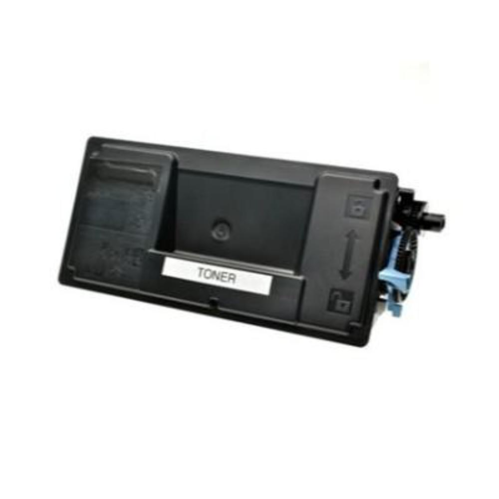 Una cartuccia toner nera con un'etichetta bianca con la scritta 'TONER'. Ha componenti blu e neri e un simbolo a freccia.