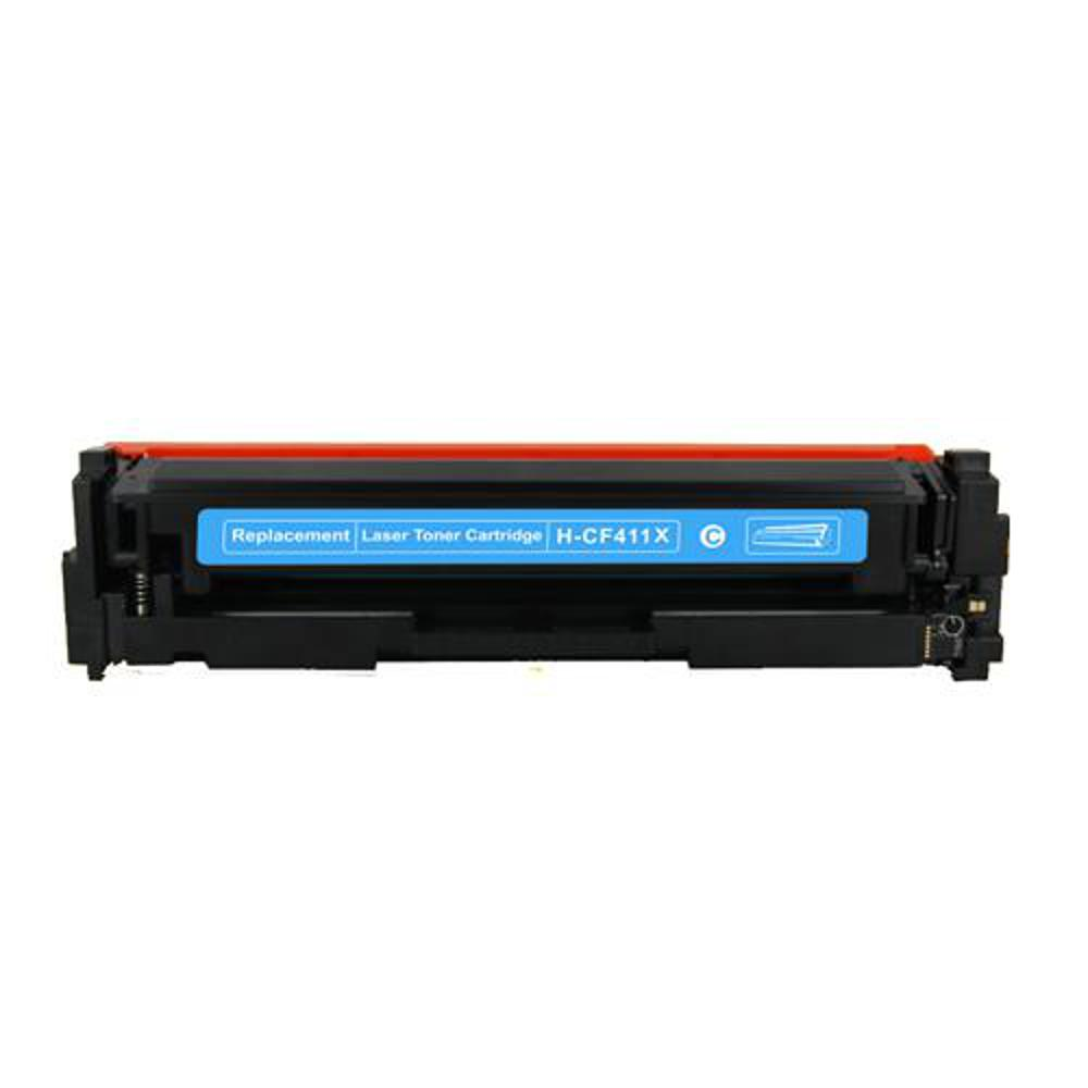 Una cartuccia toner laser di ricambio. È nera con un'etichetta blu che dice 'Replacement Laser Toner Cartridge H-CF411X'.