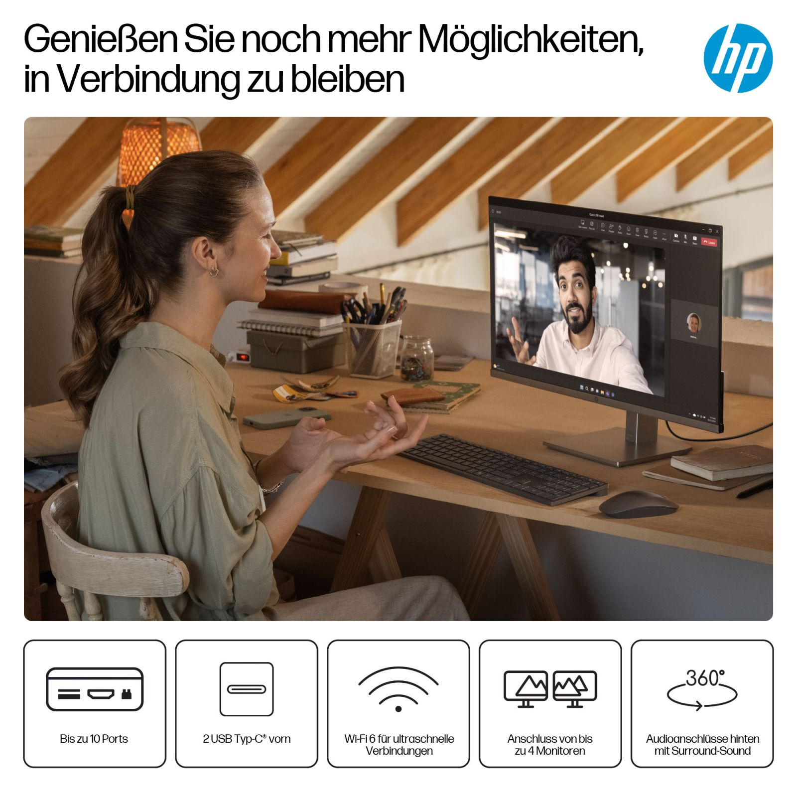 Kobieta siedzi przy biurku, patrząc na monitor z rozmową wideo. Logo HP w prawym górnym rogu.