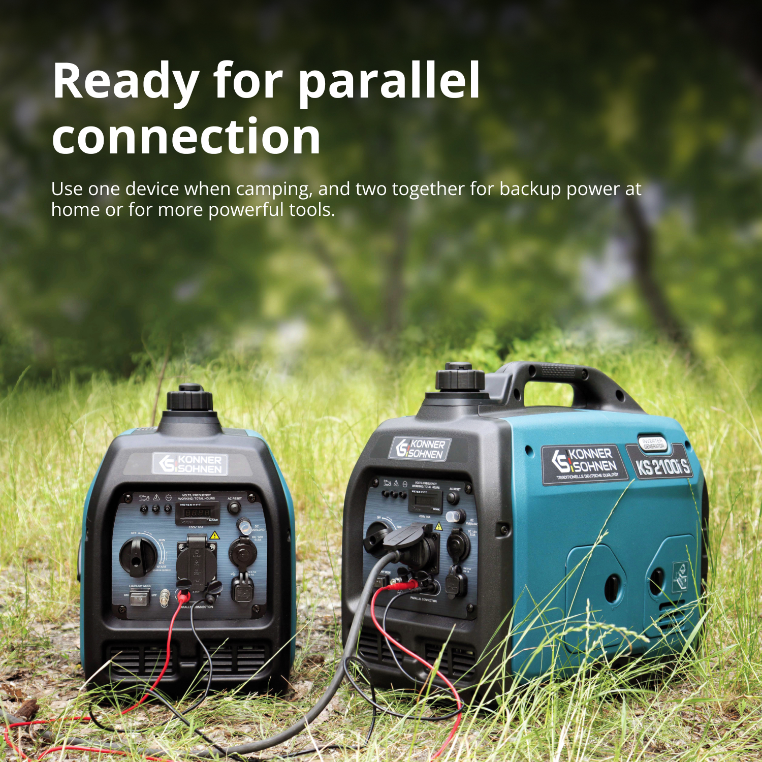 Dwa turkusowo-czarne generatory na trawie. Jeden jest połączony czerwonymi kablami. Tekst: 'Gotowy do połączenia równoległego'.