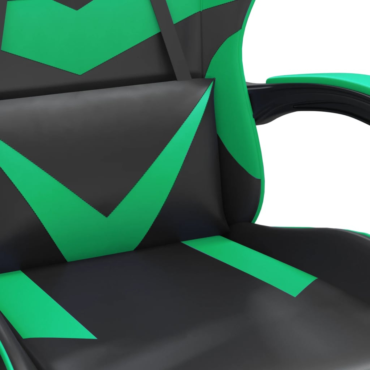 Nahaufnahme eines Gaming-Stuhls. Es hat schwarze und grüne Muster. Die Armlehne ist schwarz und grün. Der Hintergrund ist weiß.