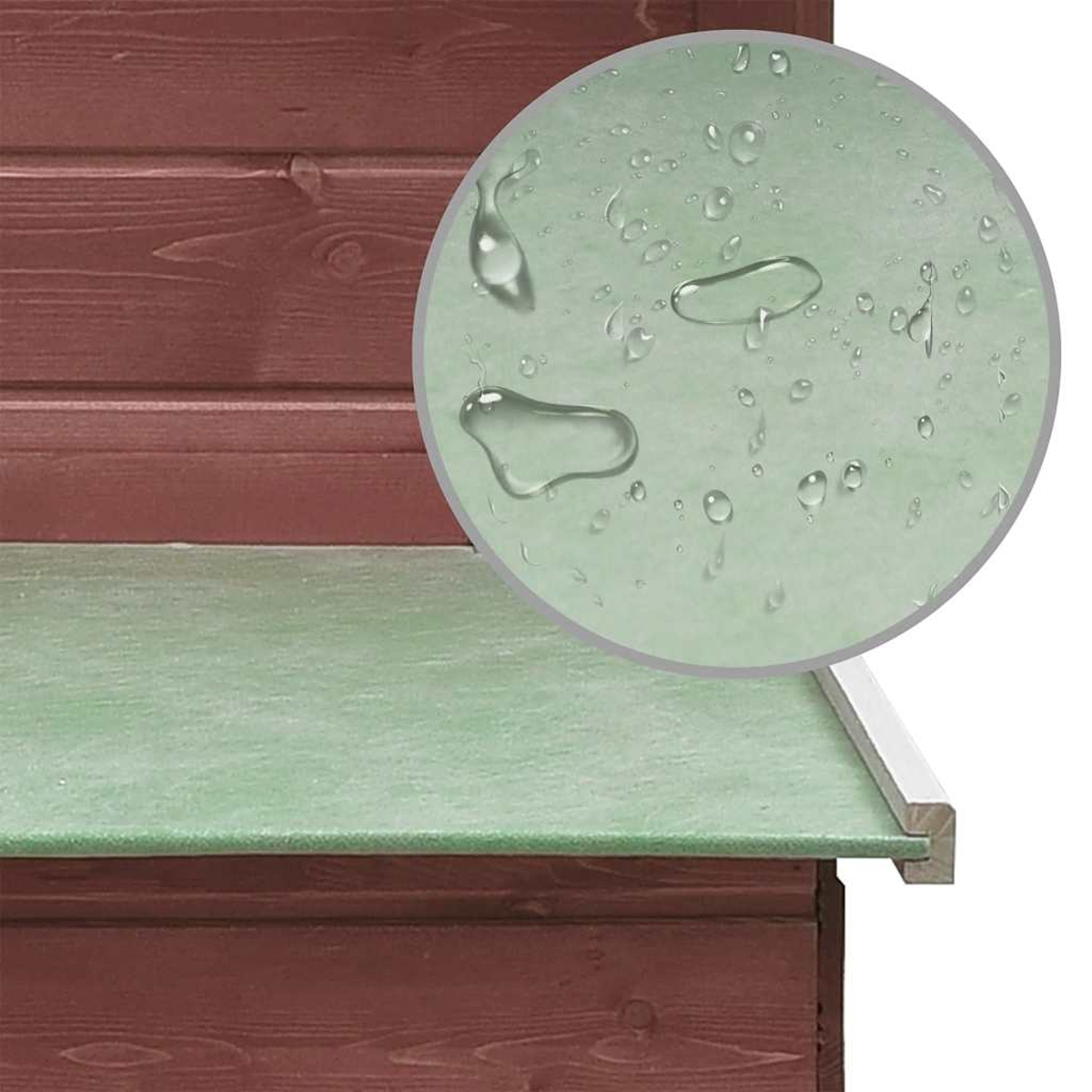 Grüne Oberfläche mit Wassertropfen, Holzstruktur im Hintergrund. Kreisförmige Nahaufnahme von Wassertropfen. Rotbraune Holzpaneele.
