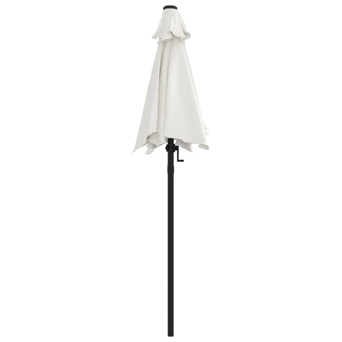 Un ombrellone bianco è chiuso. Ha un palo nero. Lo sfondo è bianco.