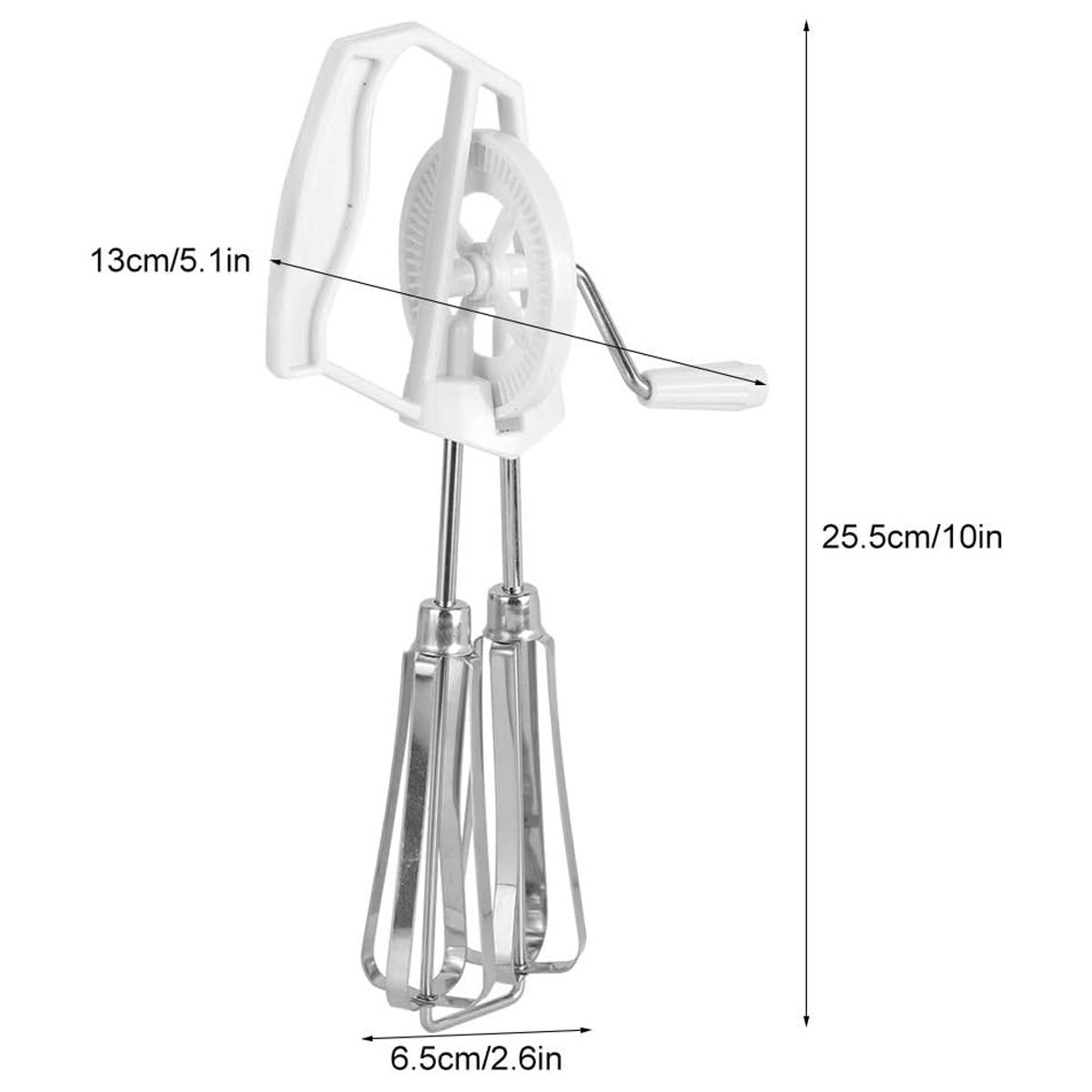 Ein weißer handbetriebener Schneebesen mit beschrifteten Abmessungen. Der Schneebesen hat Schneebesen aus Edelstahl und einen Getriebemechanismus.