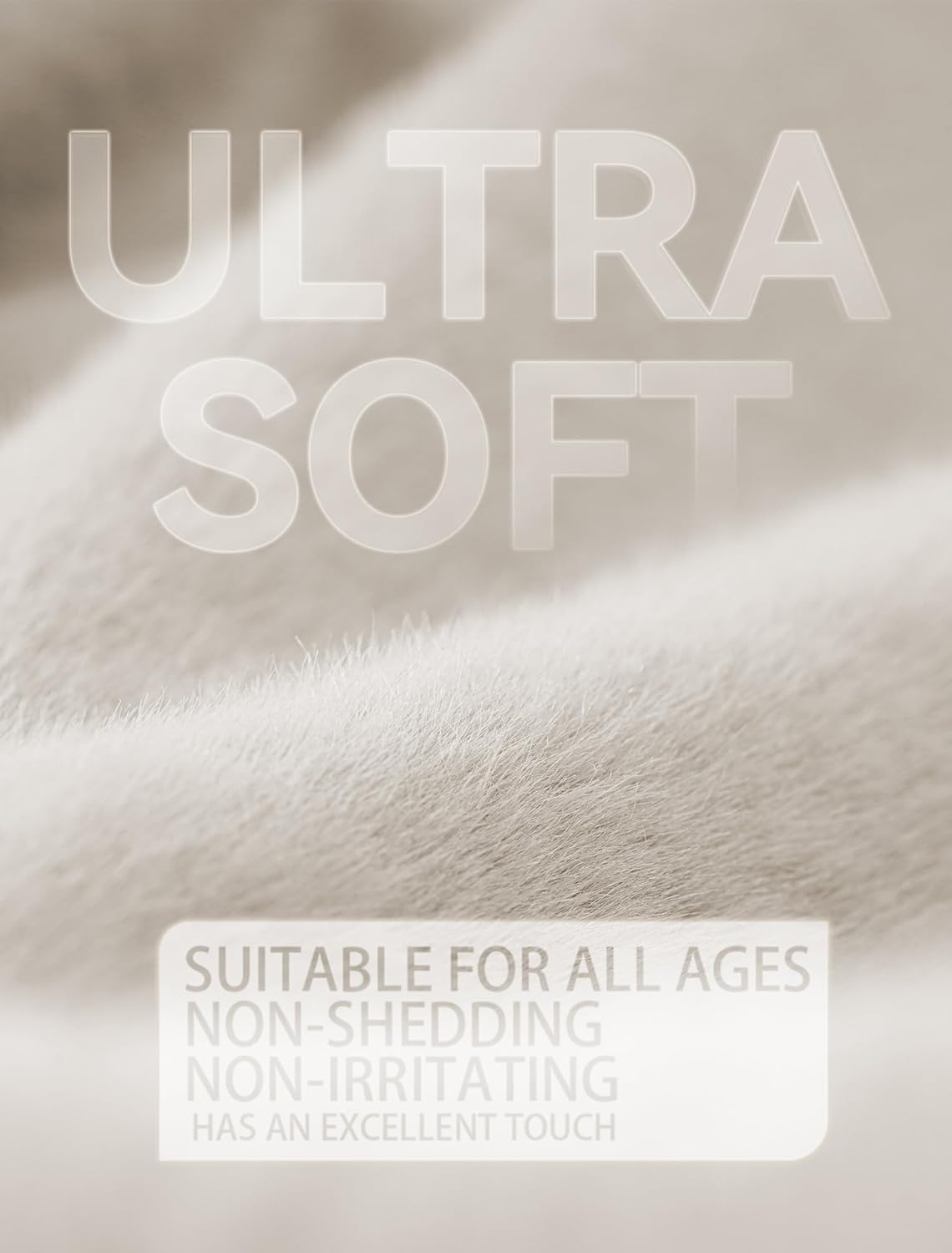 Das Bild zeigt weiches, weißes Fell mit den Worten 'ULTRA SOFT'. Darunter steht 'FÜR ALLE ALTER GEEIGNET, NICHT HAAREND, NICHT REIZEND, AUSGEZEICHNETE BERÜHRUNG'.
