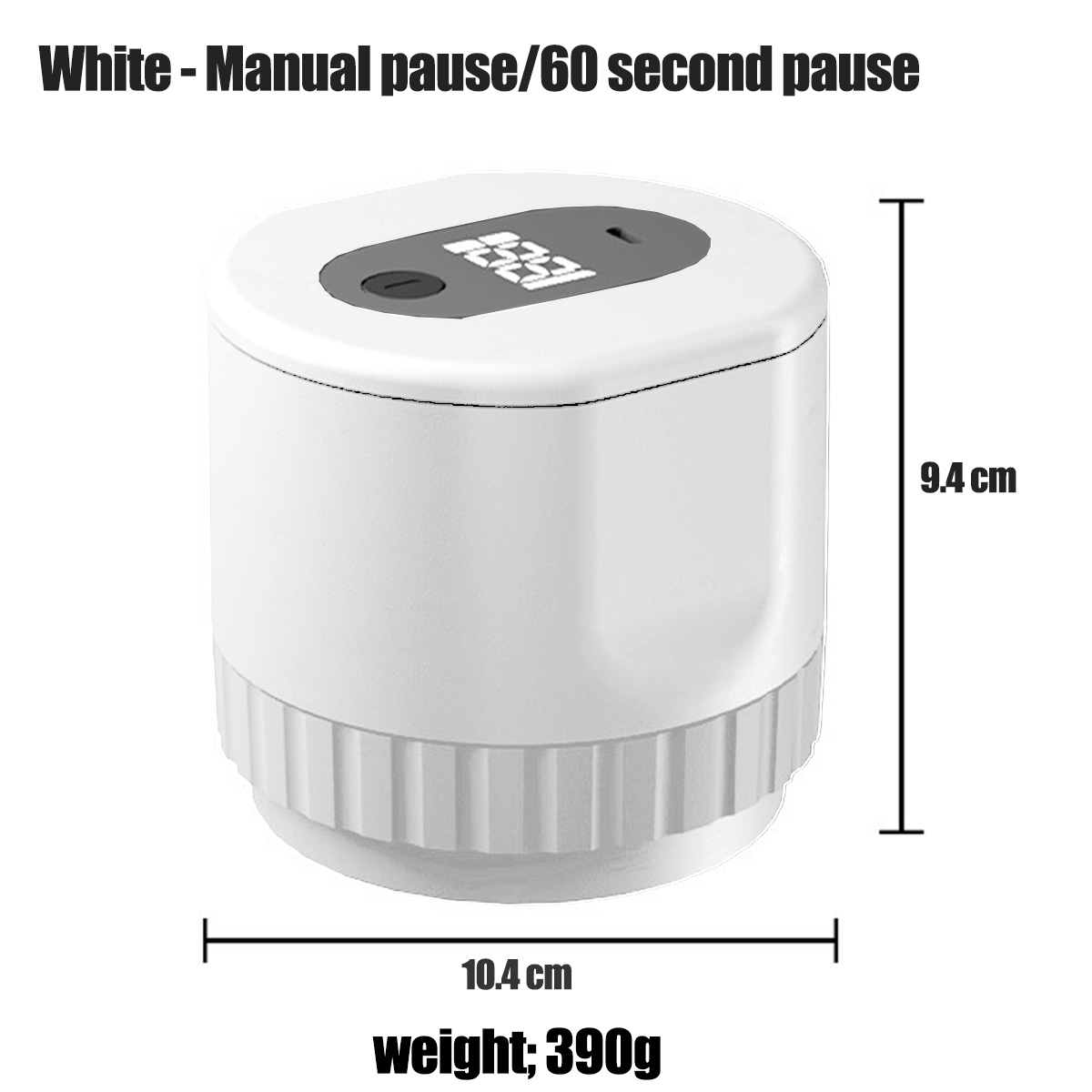 Ein weißes Gerät mit Digitalanzeige. Es hat die Maße 10,4 cm breit, 9,4 cm hoch und ein Gewicht von 390 g.